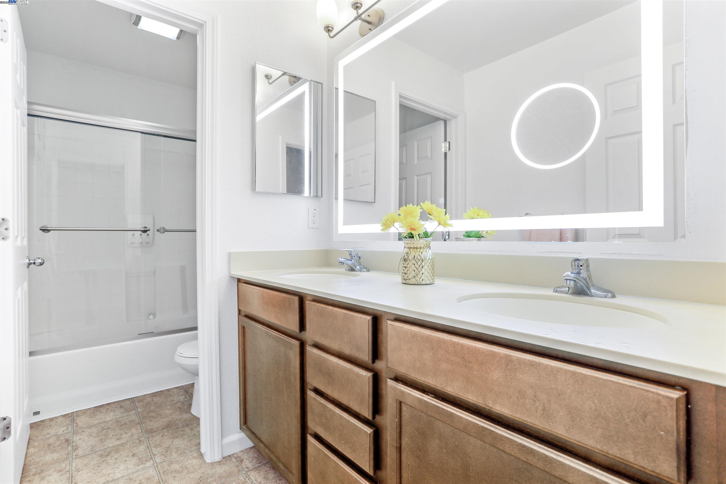 Detail Gallery Image 26 of 37 For 16289 Prairie Fire Court, Lathrop,  CA 95330 - 5 Beds | 3 Baths