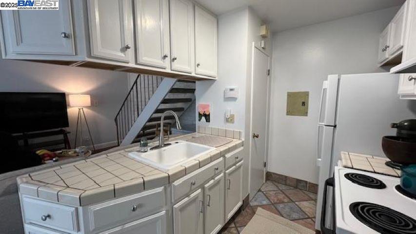 Detail Gallery Image 5 of 12 For 341 Blossom Hill Rd #3,  San Jose,  CA 95123 - 2 Beds | 1 Baths