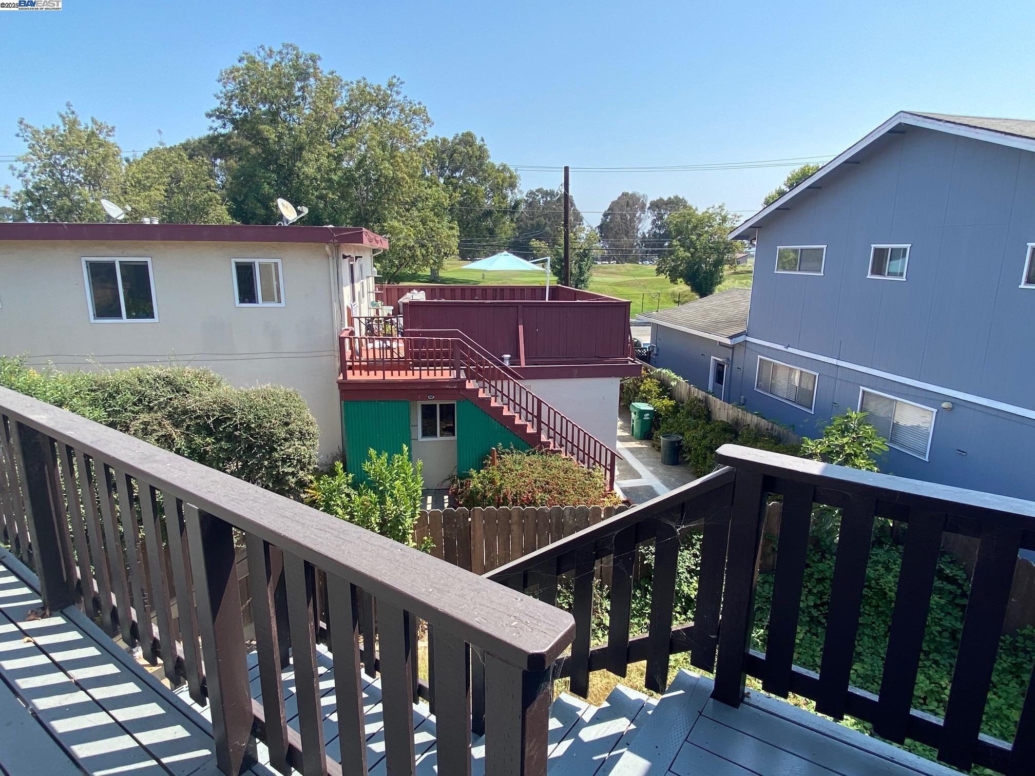 Detail Gallery Image 18 of 31 For Island Dr, Alameda,  CA 94502 - 4 Beds | 2 Baths