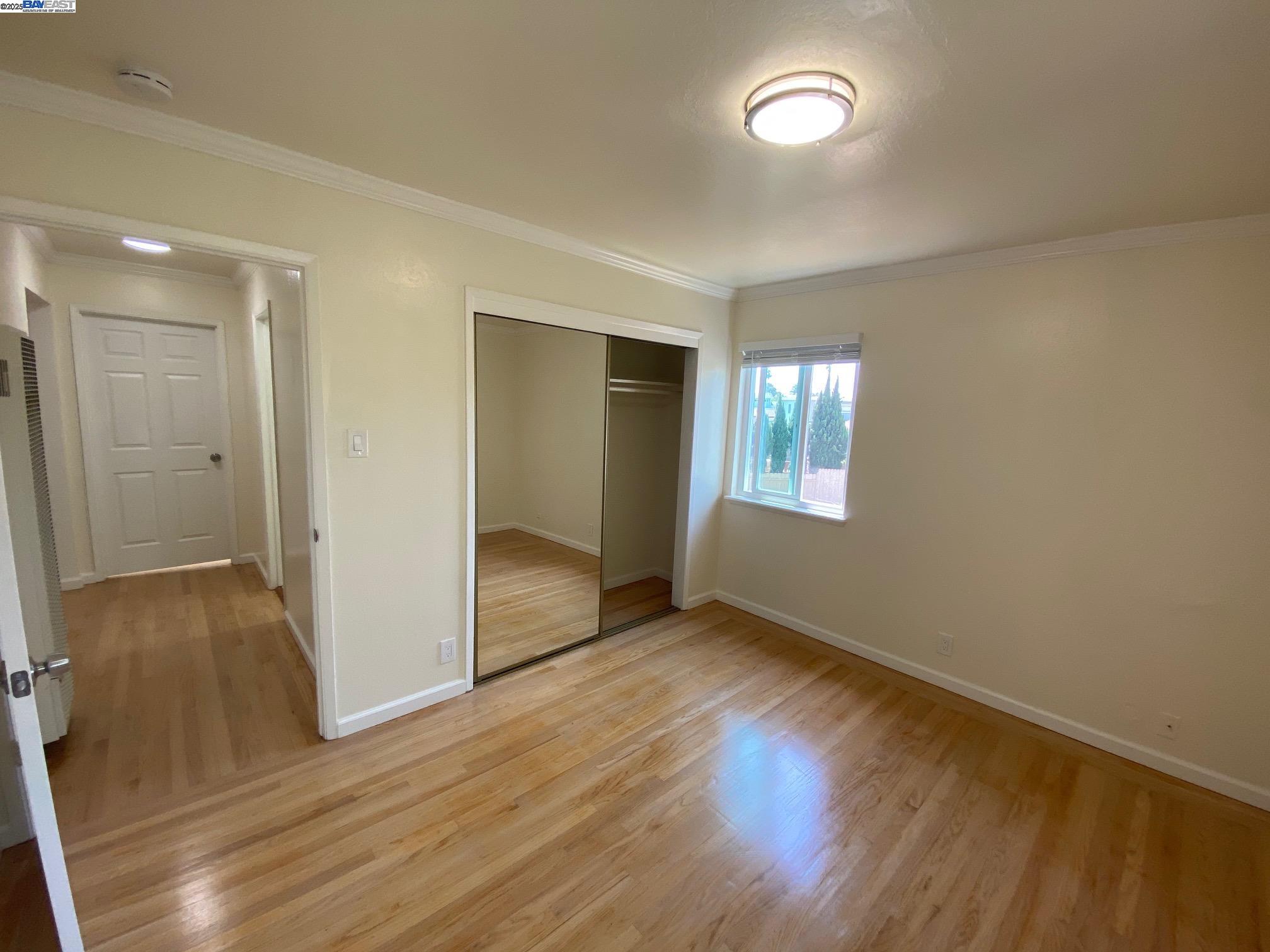 Detail Gallery Image 27 of 31 For Island Dr, Alameda,  CA 94502 - 4 Beds | 2 Baths