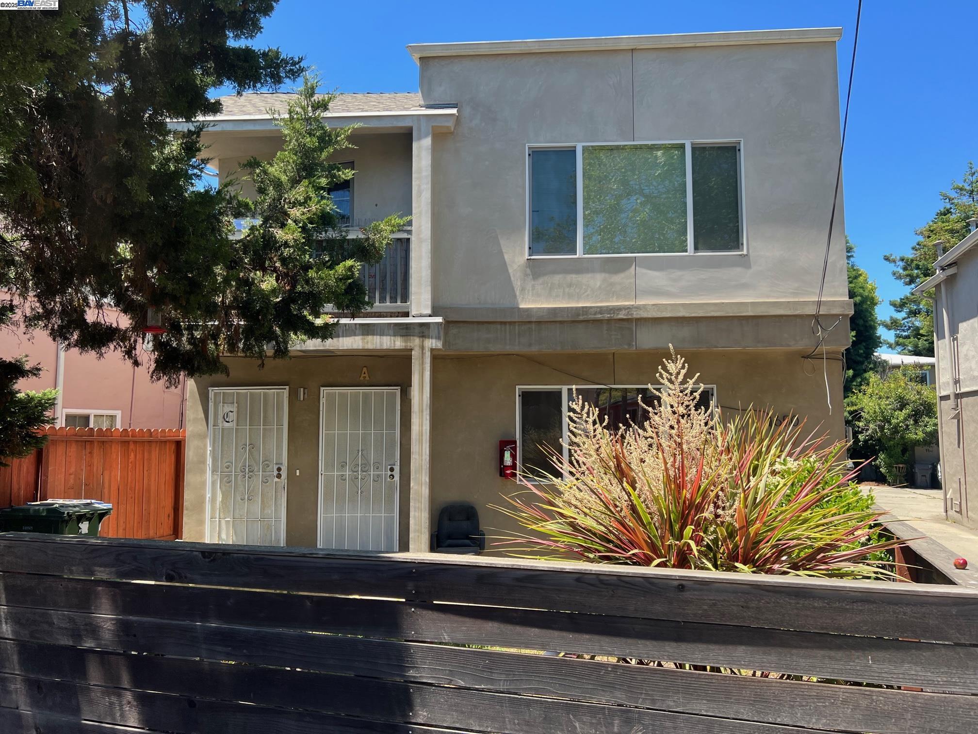 Detail Gallery Image 4 of 22 For 7th St, Berkeley,  CA 94710 - – Beds | – Baths