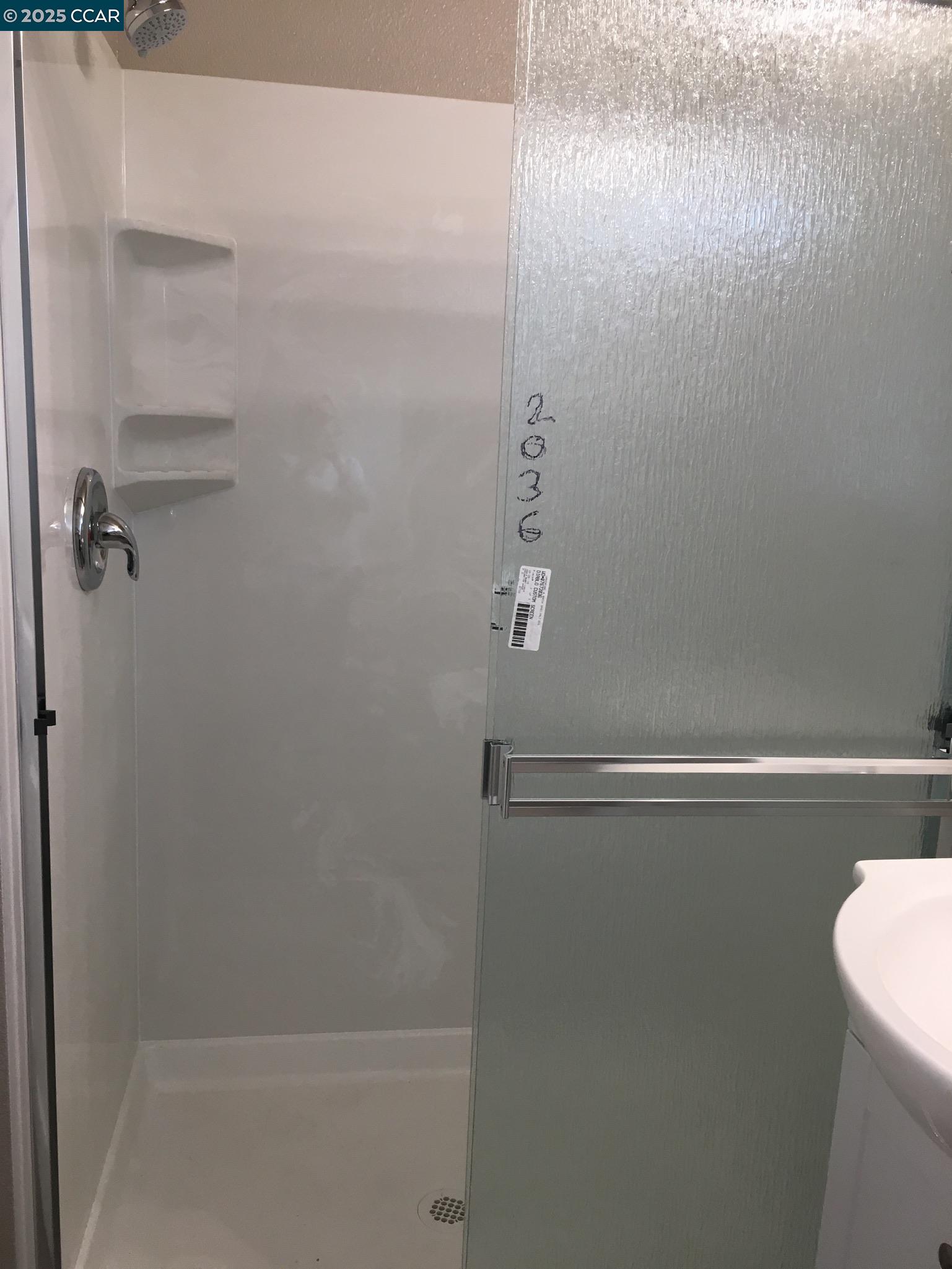 Detail Gallery Image 6 of 11 For 1330 Bentley #B,  Concord,  CA 94518 - 1 Beds | 1 Baths