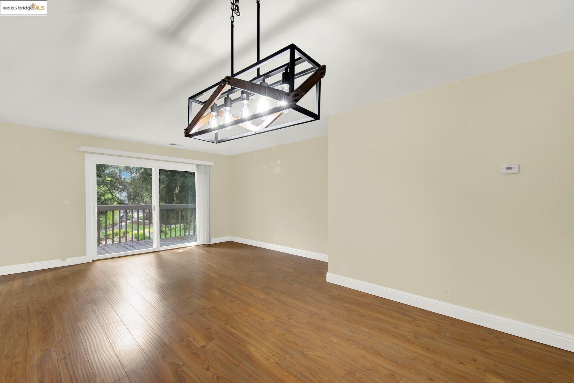 Photo #11: 41091289 Listing: Photo #11