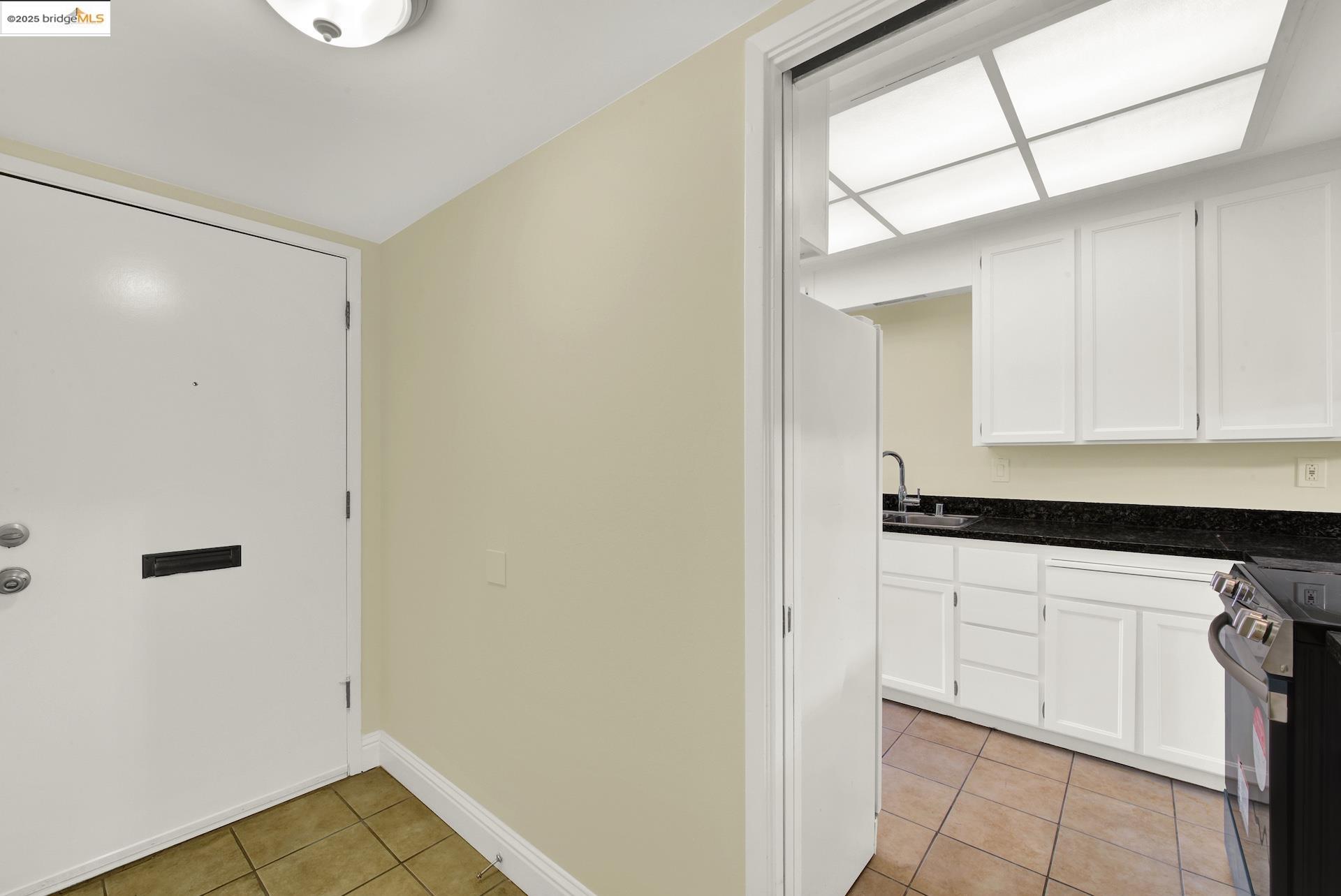Photo #5: 41091289 Listing: Photo #5