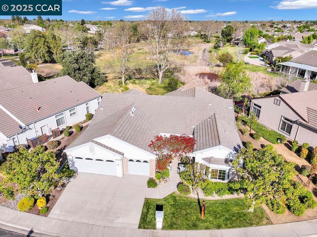 Detail Gallery Image 2 of 48 For 1961 Jubilee Drive, Brentwood,  CA 94513 - 4 Beds | 2/1 Baths