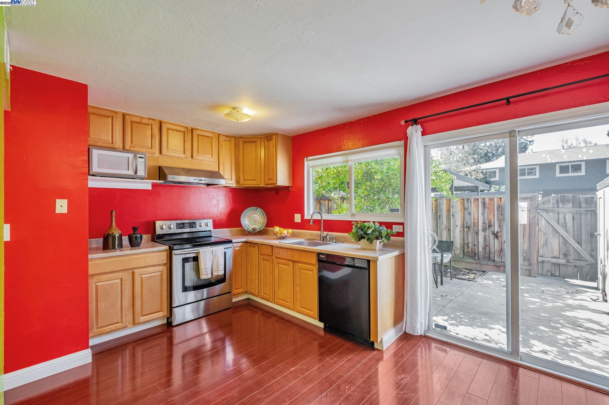 Photo #2: 41091299 Listing 