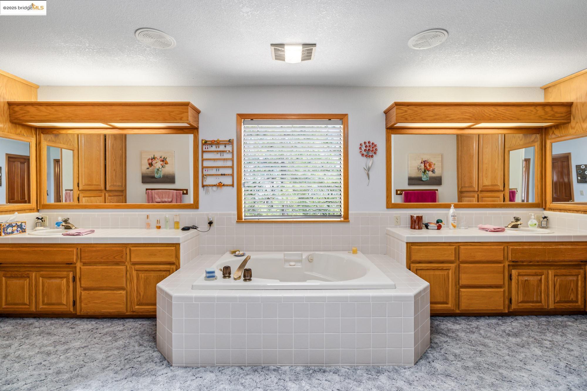 Detail Gallery Image 16 of 57 For 11335 Bridal Veil, Groveland,  CA 95321-0000 - 3 Beds | 2 Baths