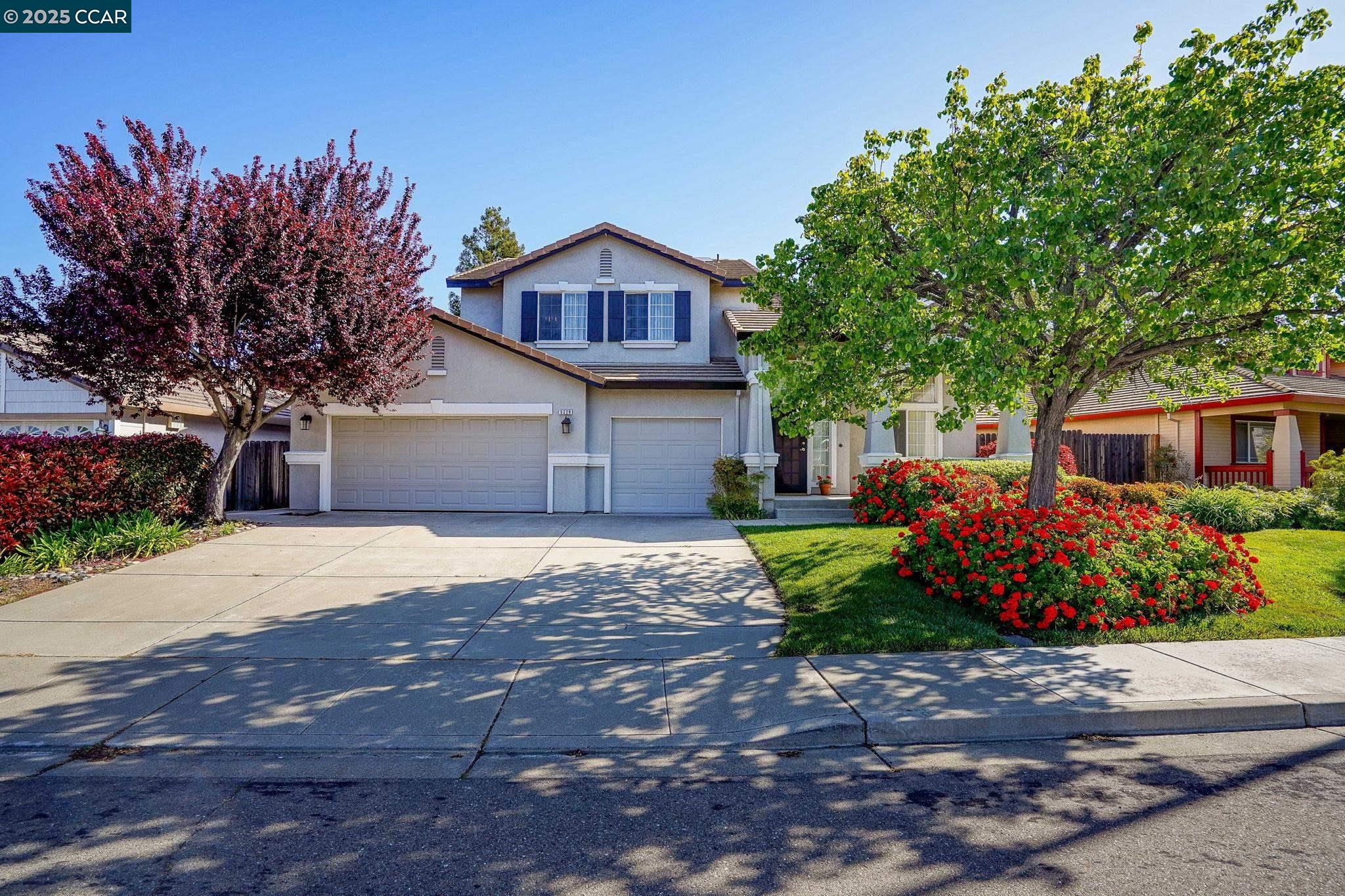 Detail Gallery Image 1 of 1 For 5229 Feather Way, Antioch,  CA 94531-9025 - 3 Beds | 2/1 Baths