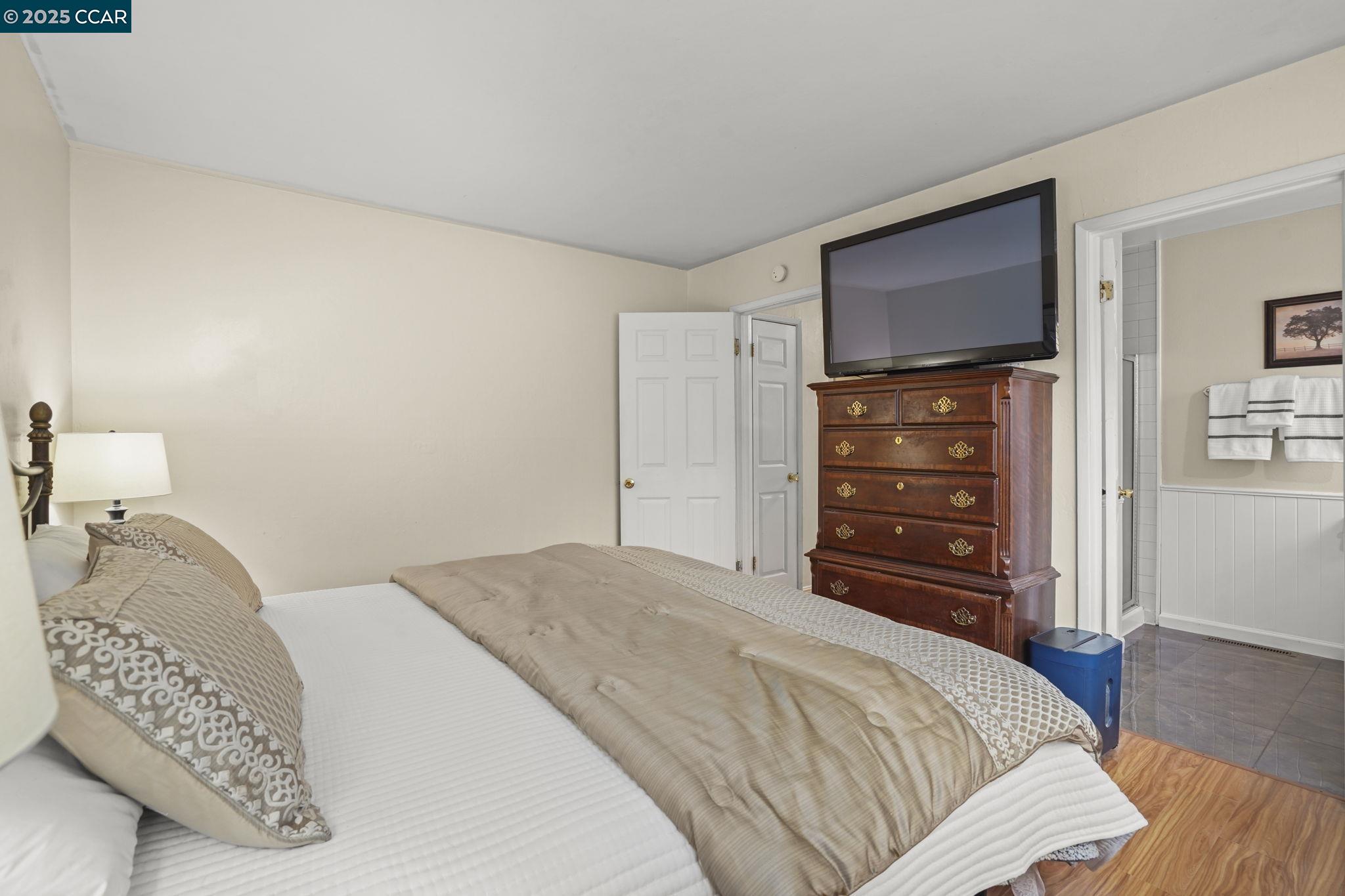 Detail Gallery Image 14 of 33 For 2279 Saint George Dr, Concord,  CA 94520 - 5 Beds | 2 Baths