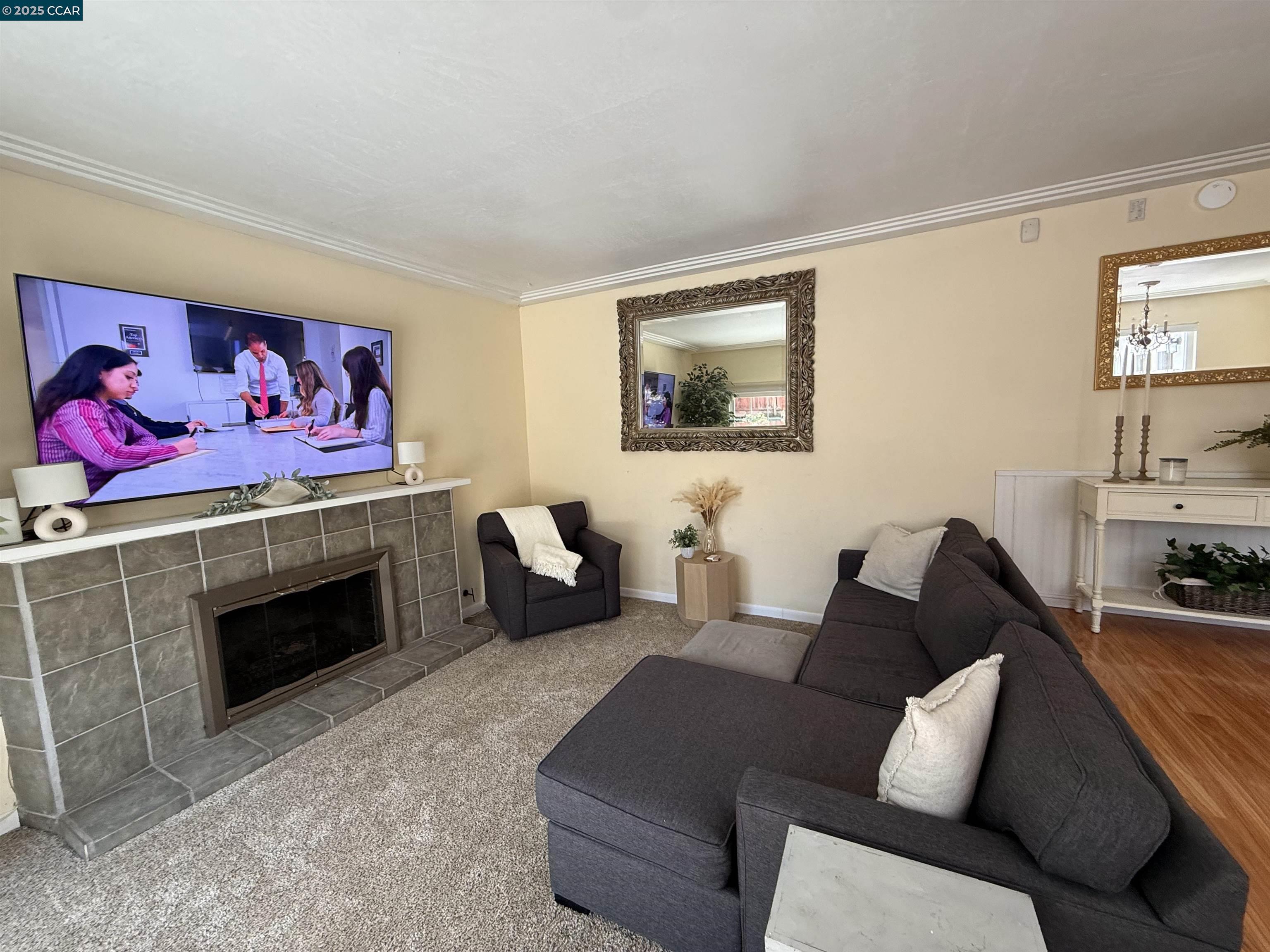 Detail Gallery Image 3 of 33 For 2279 Saint George Dr, Concord,  CA 94520 - 5 Beds | 2 Baths