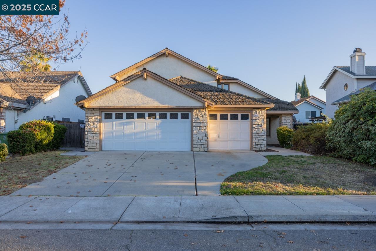 Detail Gallery Image 1 of 22 For 1710 Partridge Ln, Tracy,  CA 95376 - 4 Beds | 3 Baths