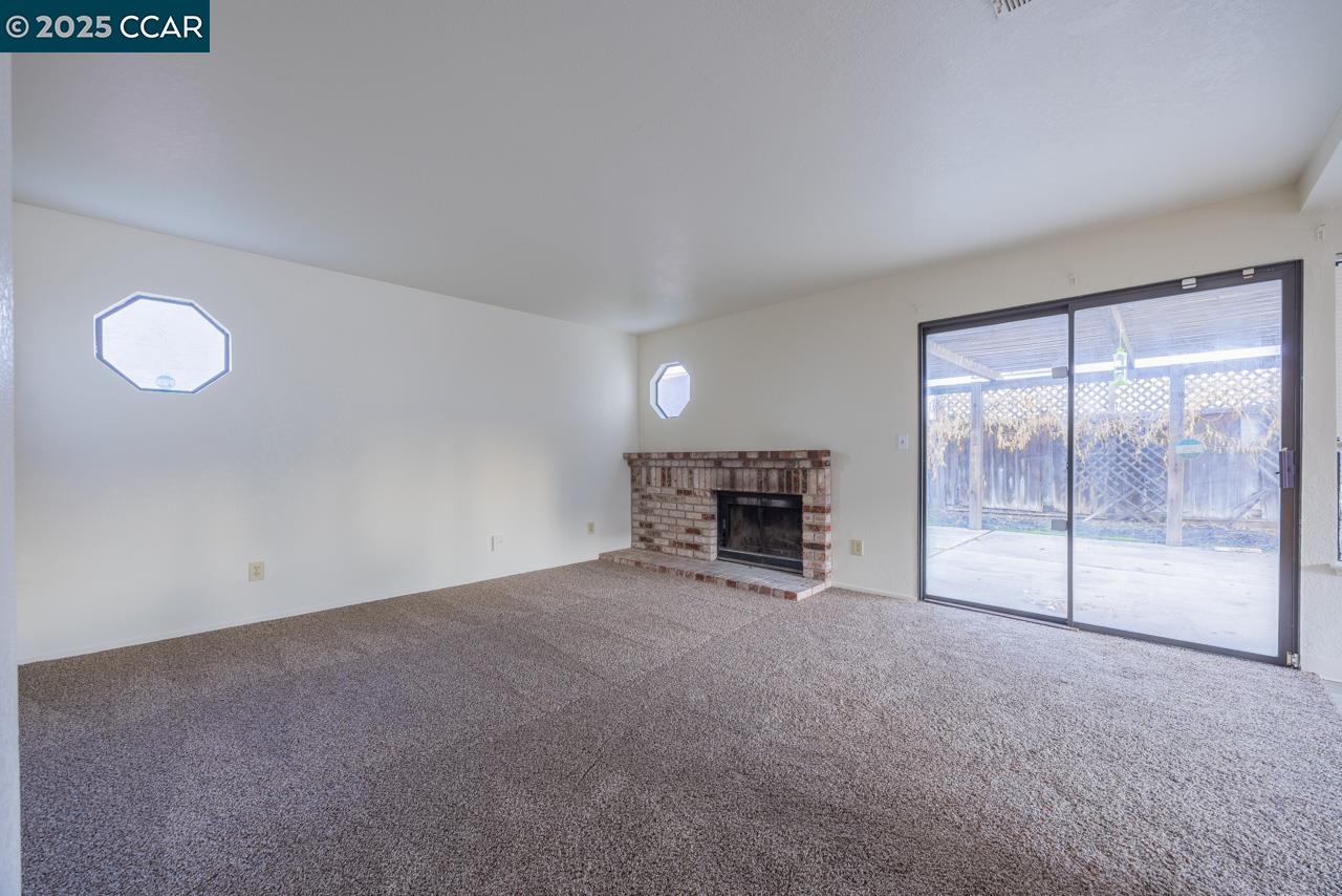 Detail Gallery Image 4 of 22 For 1710 Partridge Ln, Tracy,  CA 95376 - 4 Beds | 3 Baths
