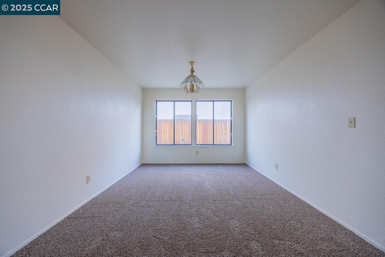 Detail Gallery Image 10 of 22 For 1710 Partridge Ln, Tracy,  CA 95376 - 4 Beds | 3 Baths