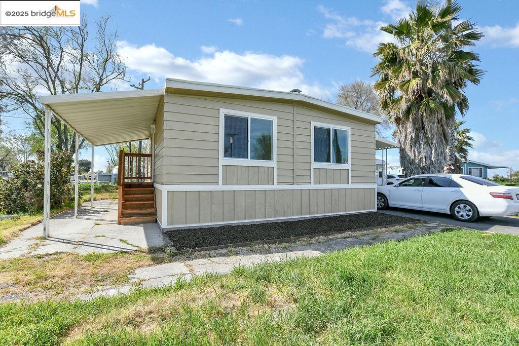 Detail Gallery Image 1 of 25 For 3505 Gateway Drive #E5,  Bethel Island,  CA 94511 - 3 Beds | 1 Baths