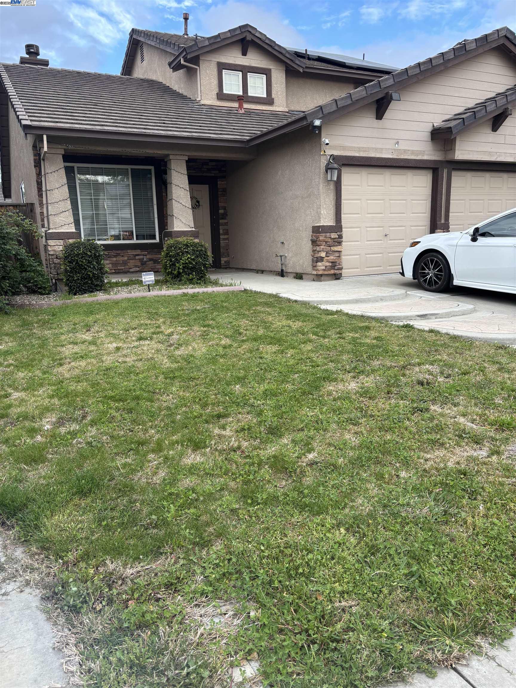Detail Gallery Image 1 of 1 For 1551 Autumn Meadow Ln, Tracy,  CA 95376-5638 - 5 Beds | 2/1 Baths