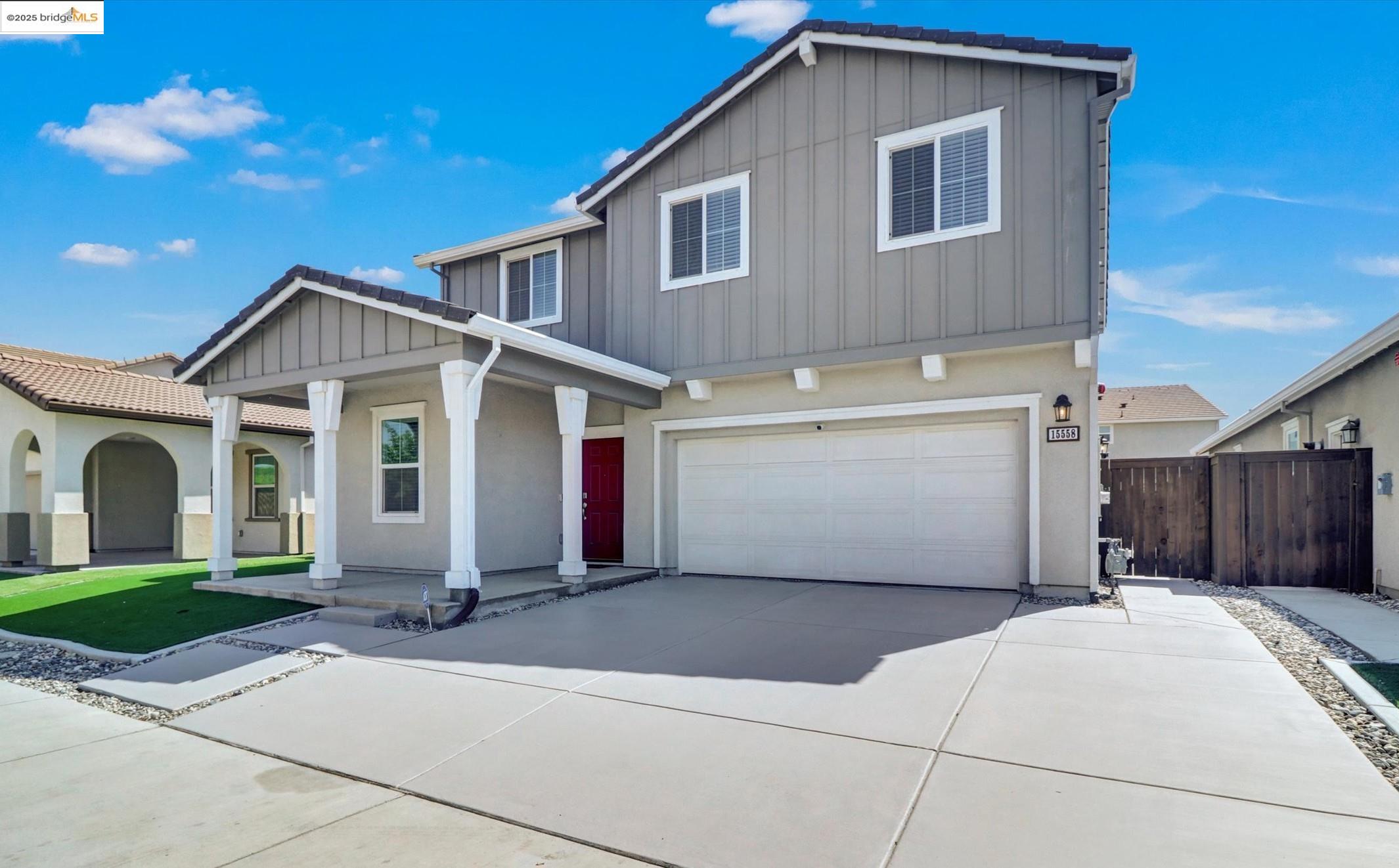 Detail Gallery Image 2 of 36 For 15558 Loop River Rd, Lathrop,  CA 95330 - 5 Beds | 3 Baths