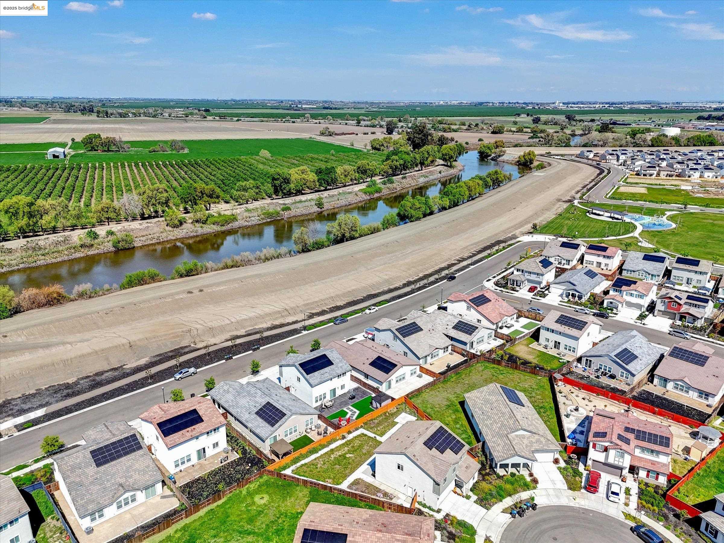 Detail Gallery Image 33 of 36 For 15558 Loop River Rd, Lathrop,  CA 95330 - 5 Beds | 3 Baths