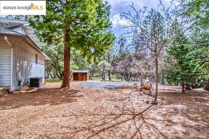 Detail Gallery Image 3 of 53 For 20838 Knollcrest Ct., Groveland,  CA 95321 - 3 Beds | 2 Baths