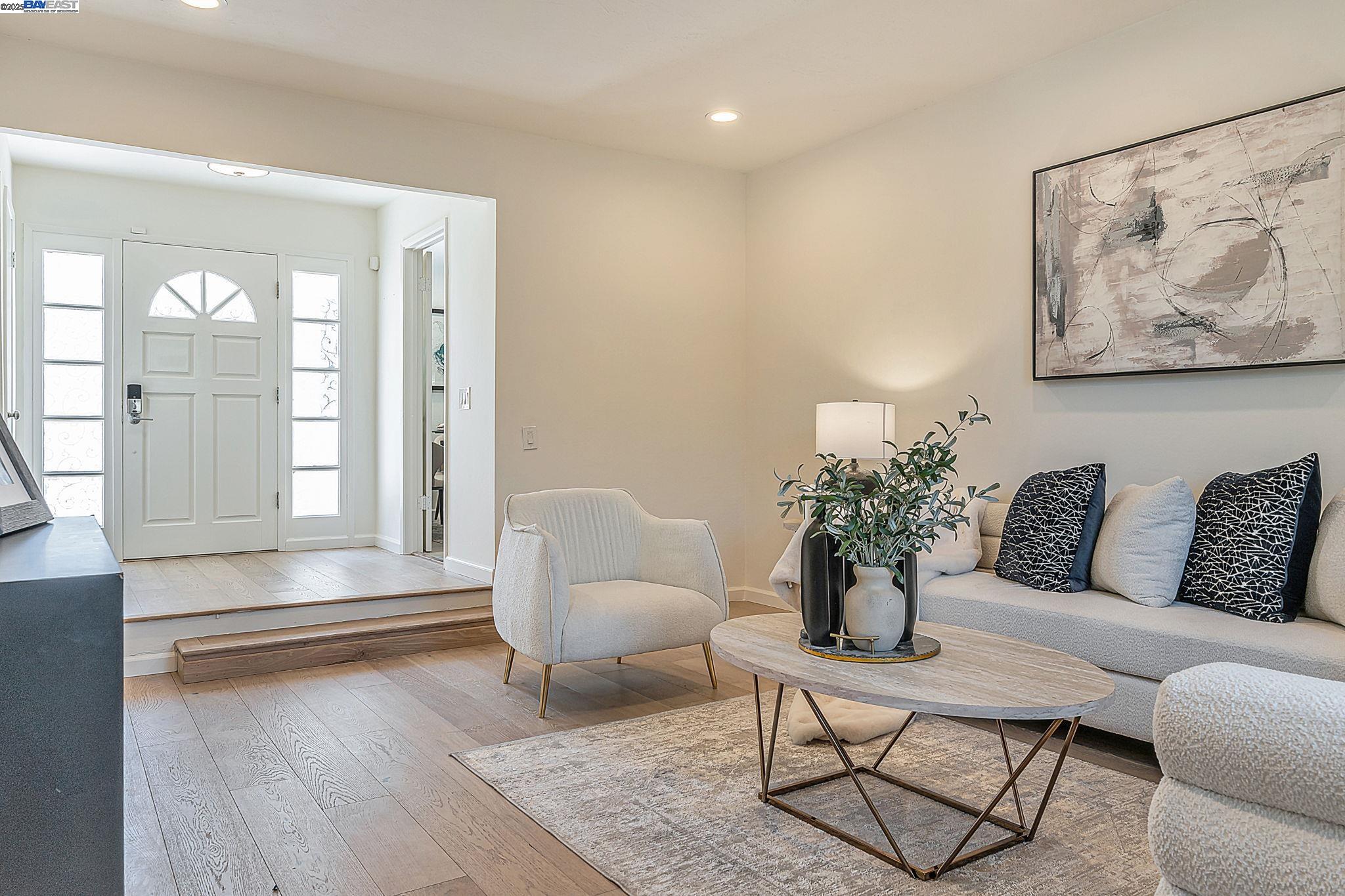 Detail Gallery Image 12 of 44 For 947 Crane Ave, Foster City,  CA 94404 - 4 Beds | 2 Baths