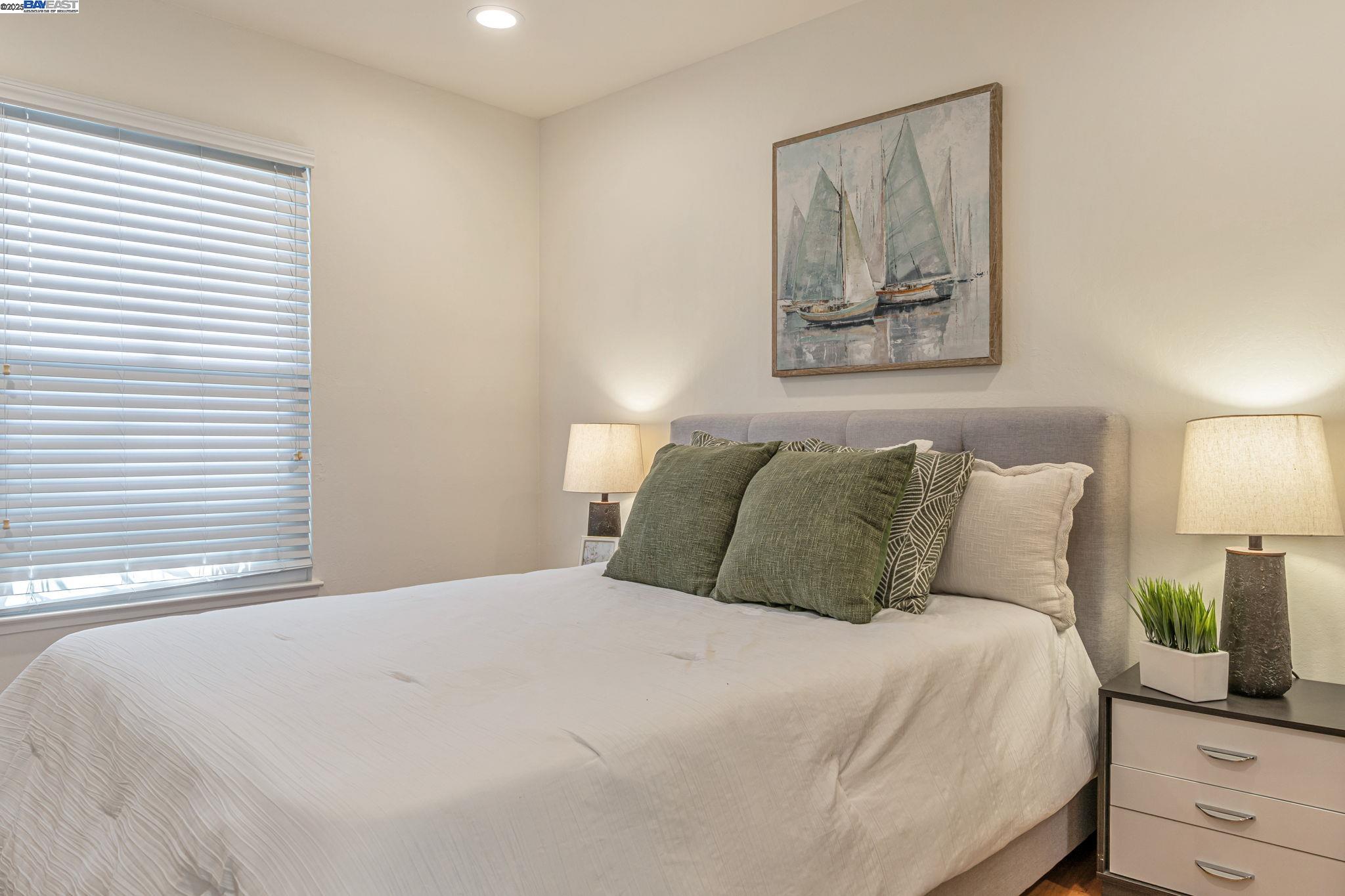 Detail Gallery Image 25 of 44 For 947 Crane Ave, Foster City,  CA 94404 - 4 Beds | 2 Baths