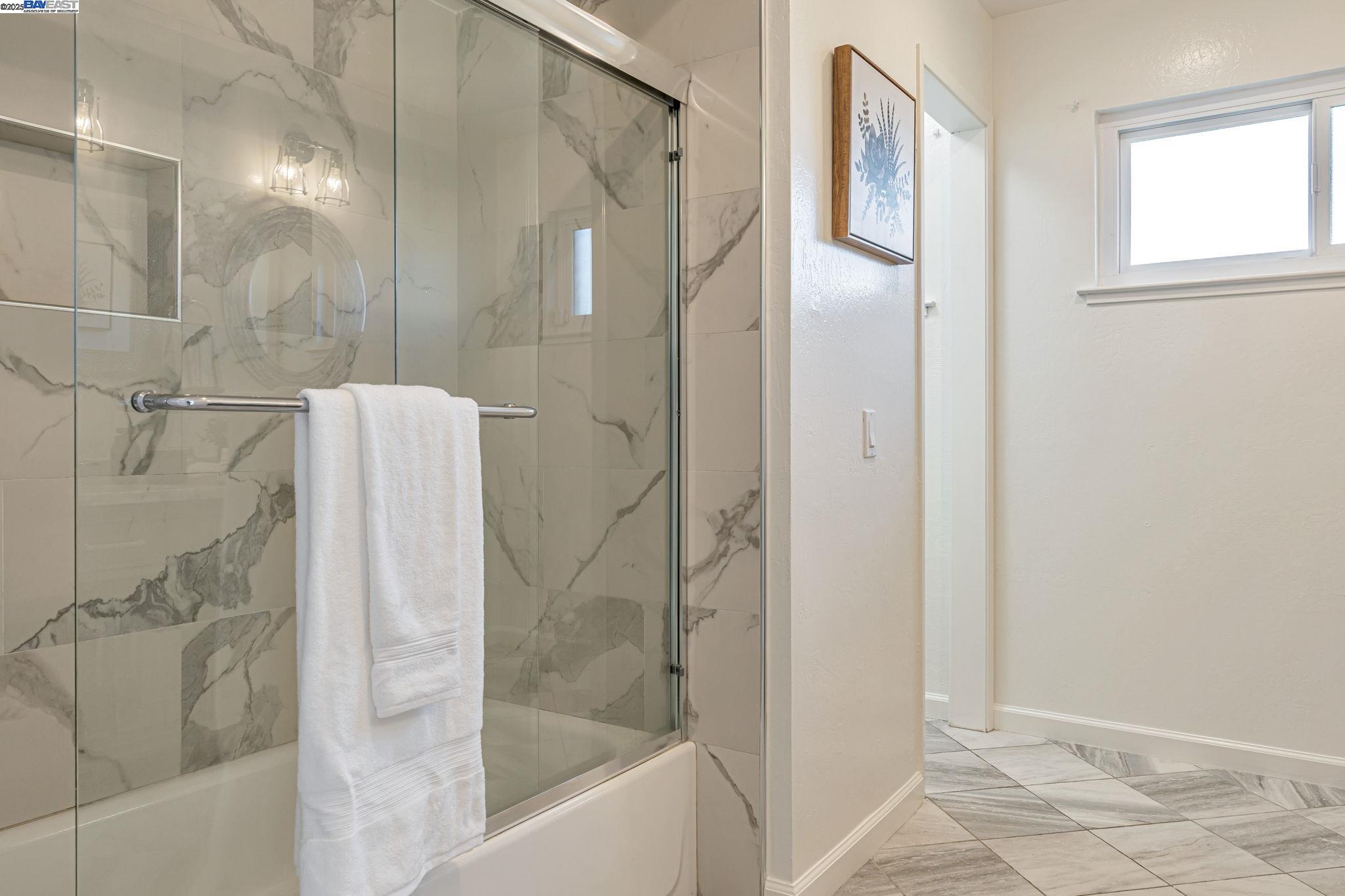 Detail Gallery Image 28 of 44 For 947 Crane Ave, Foster City,  CA 94404 - 4 Beds | 2 Baths