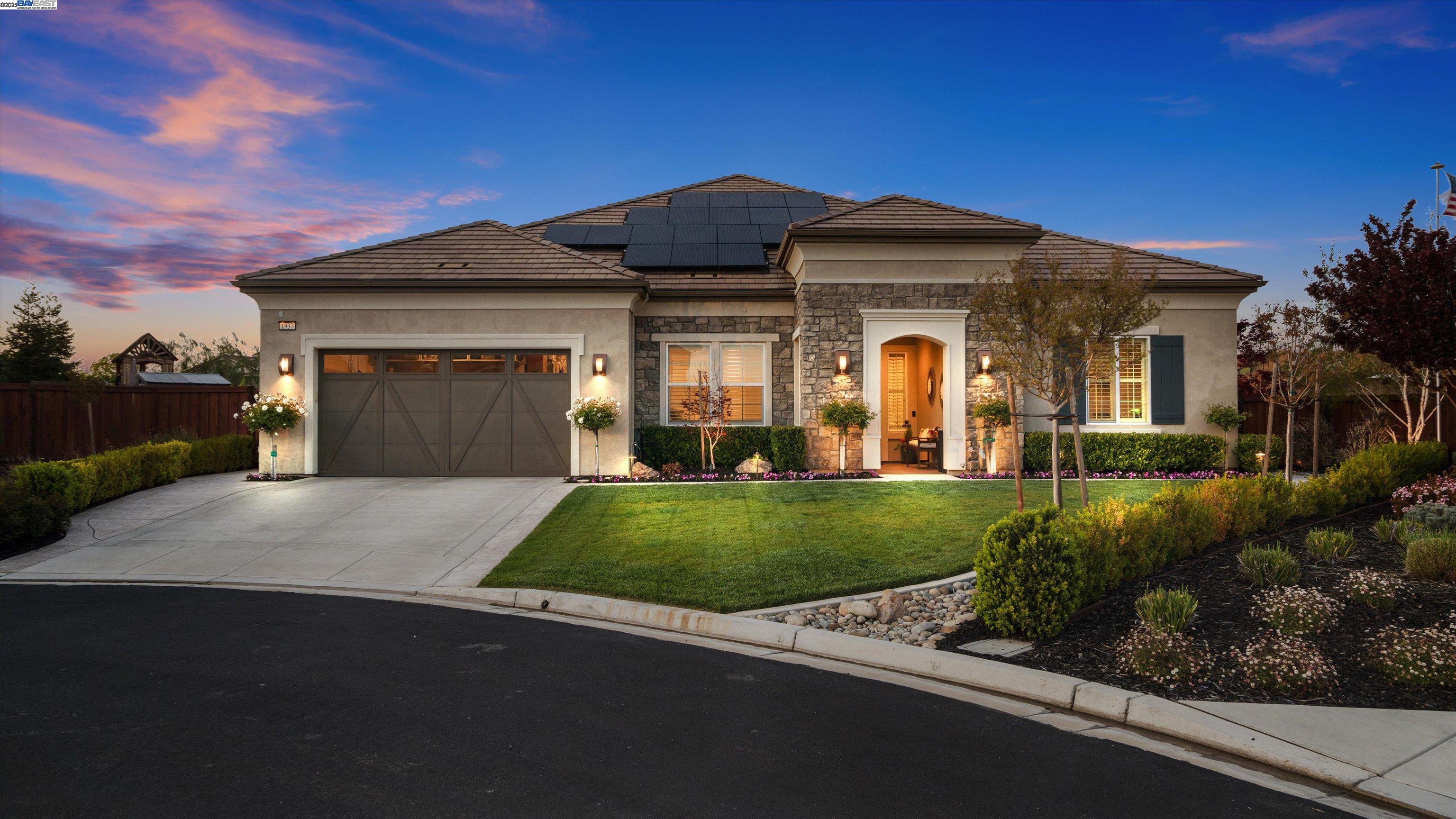 Detail Gallery Image 1 of 1 For 1937 Decanter Cir, Brentwood,  CA 94513 - 4 Beds | 3/1 Baths