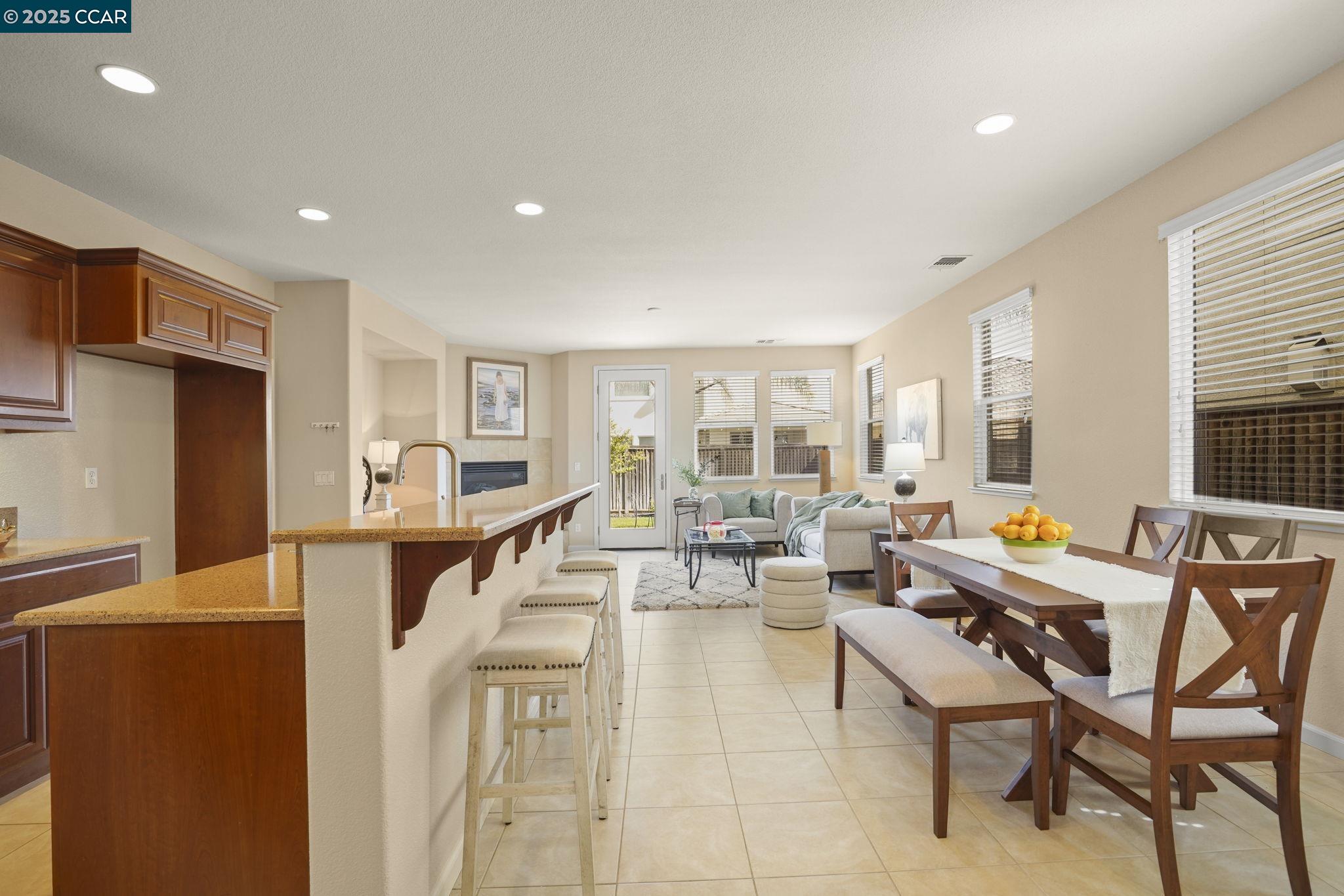 Detail Gallery Image 18 of 51 For 507 Livingston Court, Discovery Bay,  CA 94505 - 4 Beds | 3 Baths