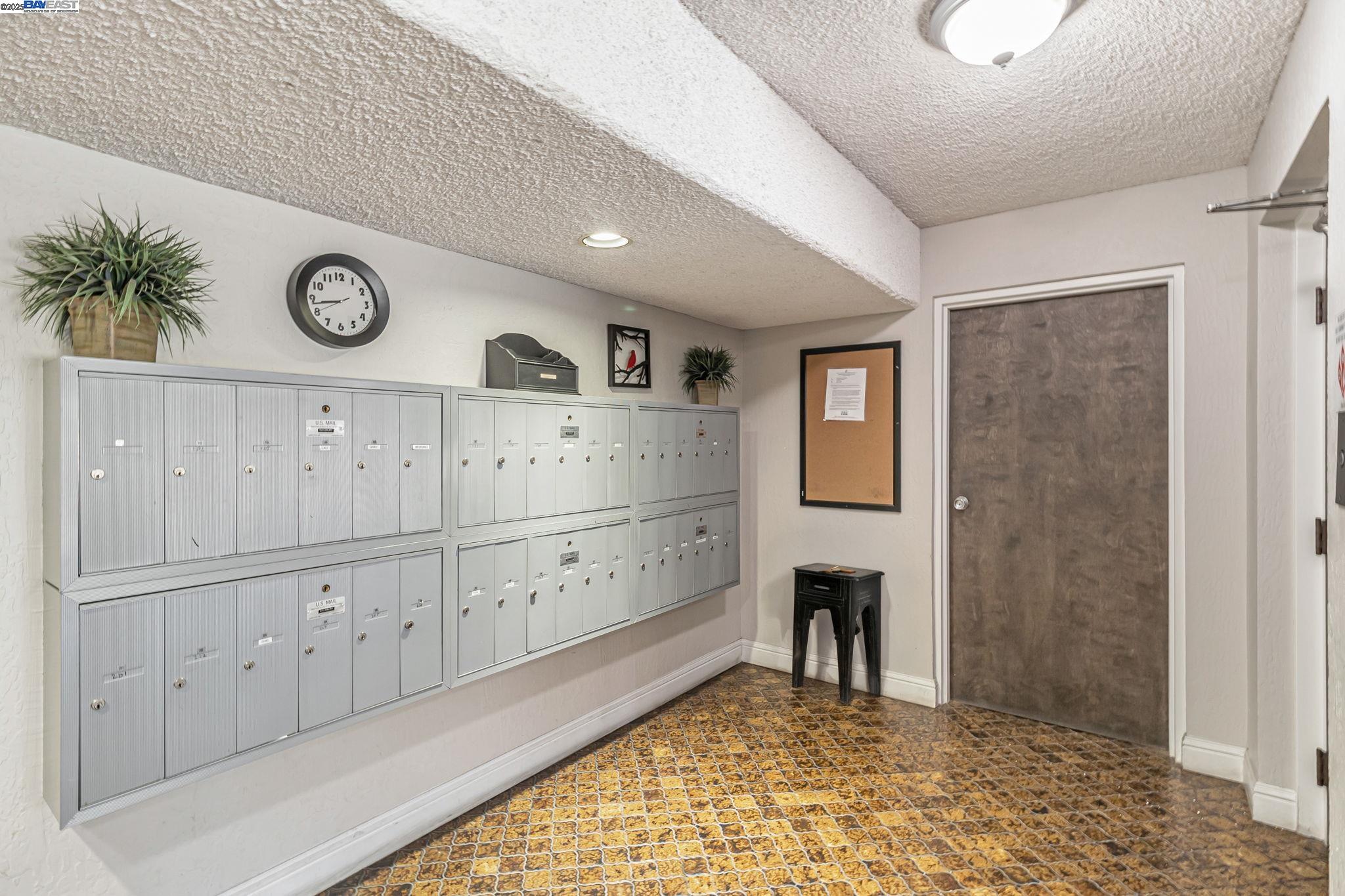 Detail Gallery Image 6 of 42 For 626 Mariners Island Blvd #209,  San Mateo,  CA 94404 - 0 Beds | 1 Baths