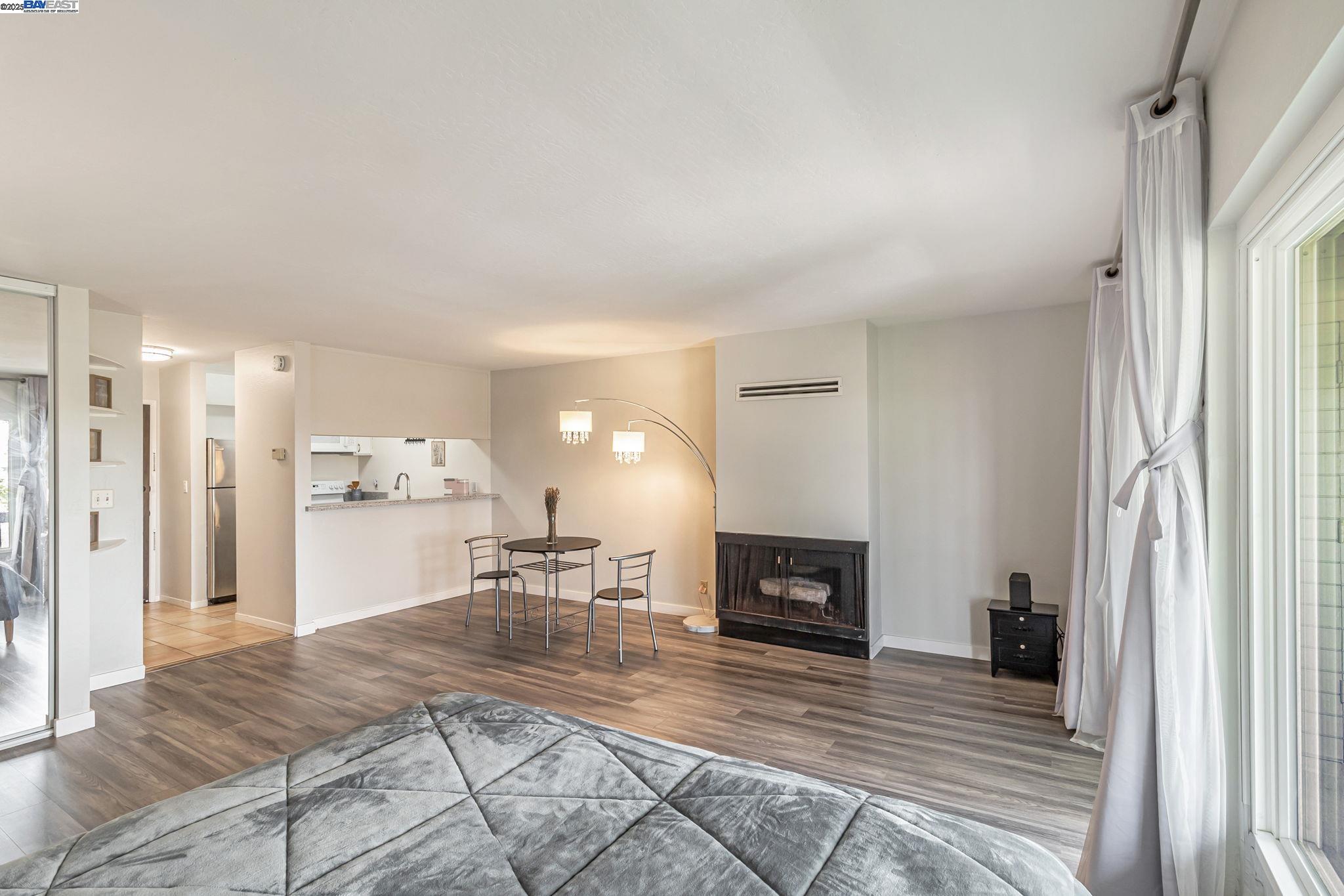 Detail Gallery Image 8 of 42 For 626 Mariners Island Blvd #209,  San Mateo,  CA 94404 - 0 Beds | 1 Baths