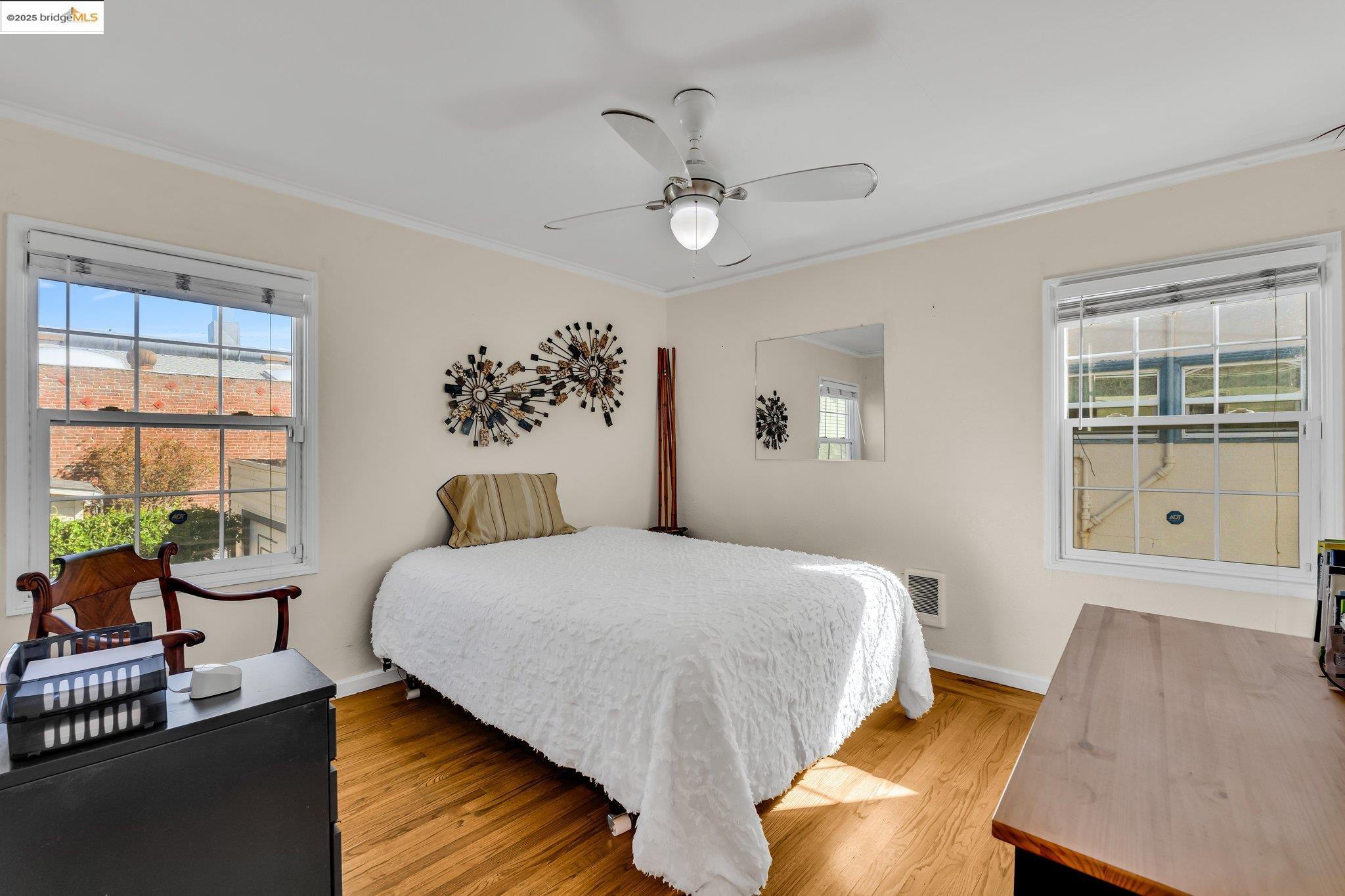 Detail Gallery Image 20 of 38 For 688 66th Street, Oakland,  CA 94609 - 2 Beds | 2/1 Baths