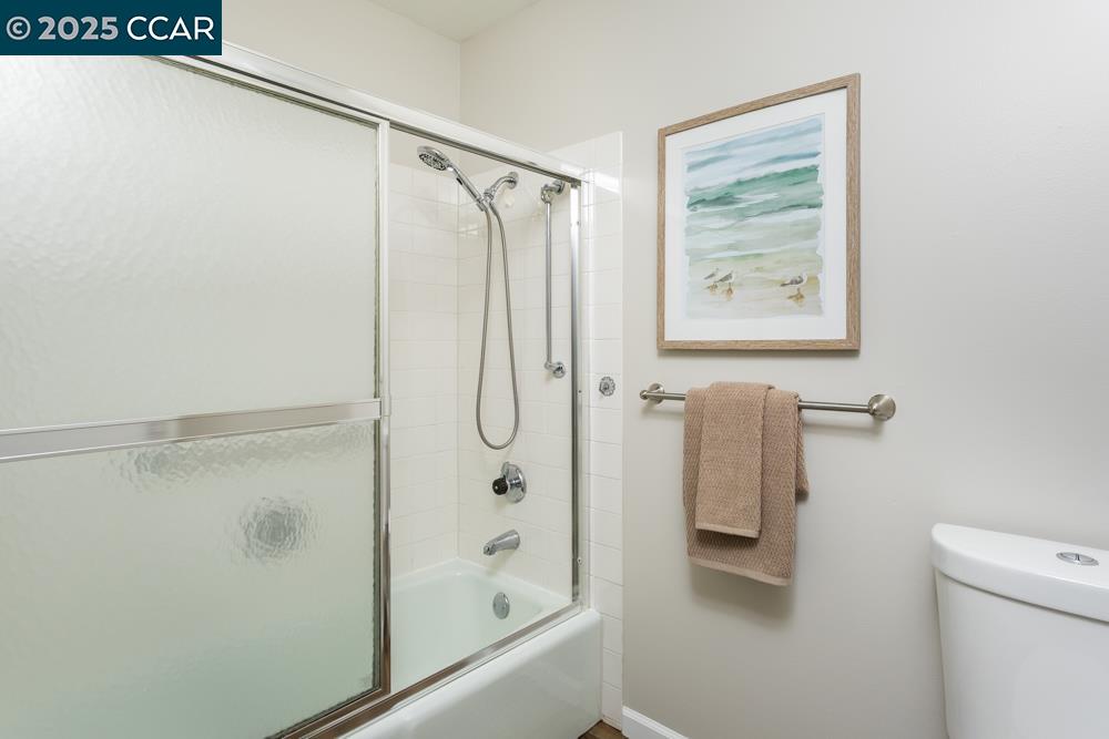 Photo #17: 41091404 Listing: Photo #17