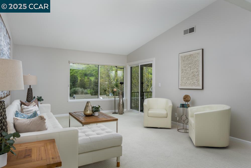 Photo #6: 41091404 Listing: Photo #6