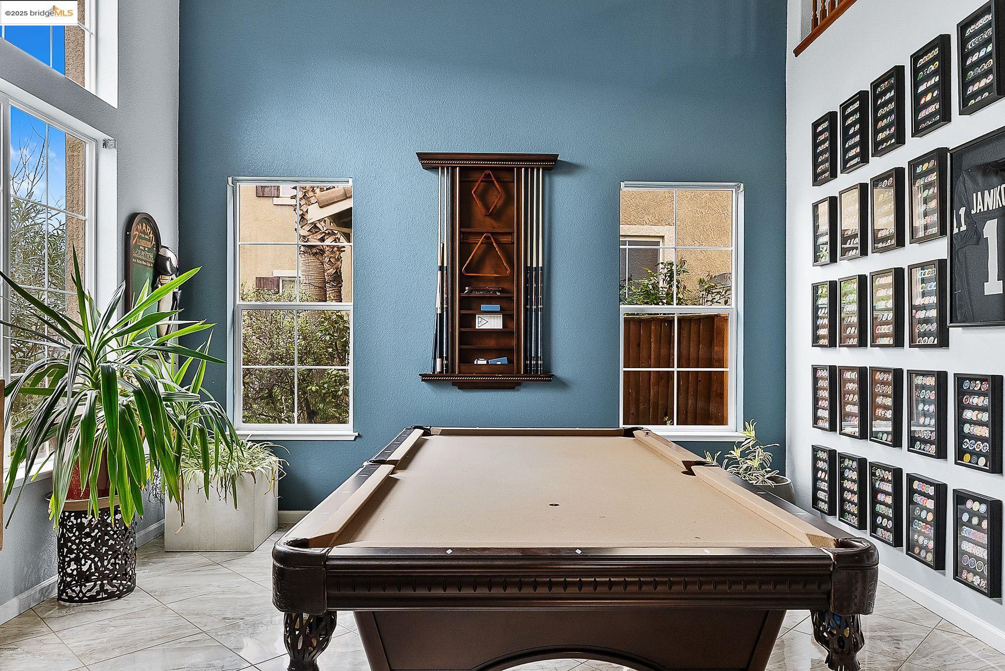 Detail Gallery Image 4 of 59 For 3551 Keystone Loop, Discovery Bay,  CA 94505 - 5 Beds | 2/1 Baths