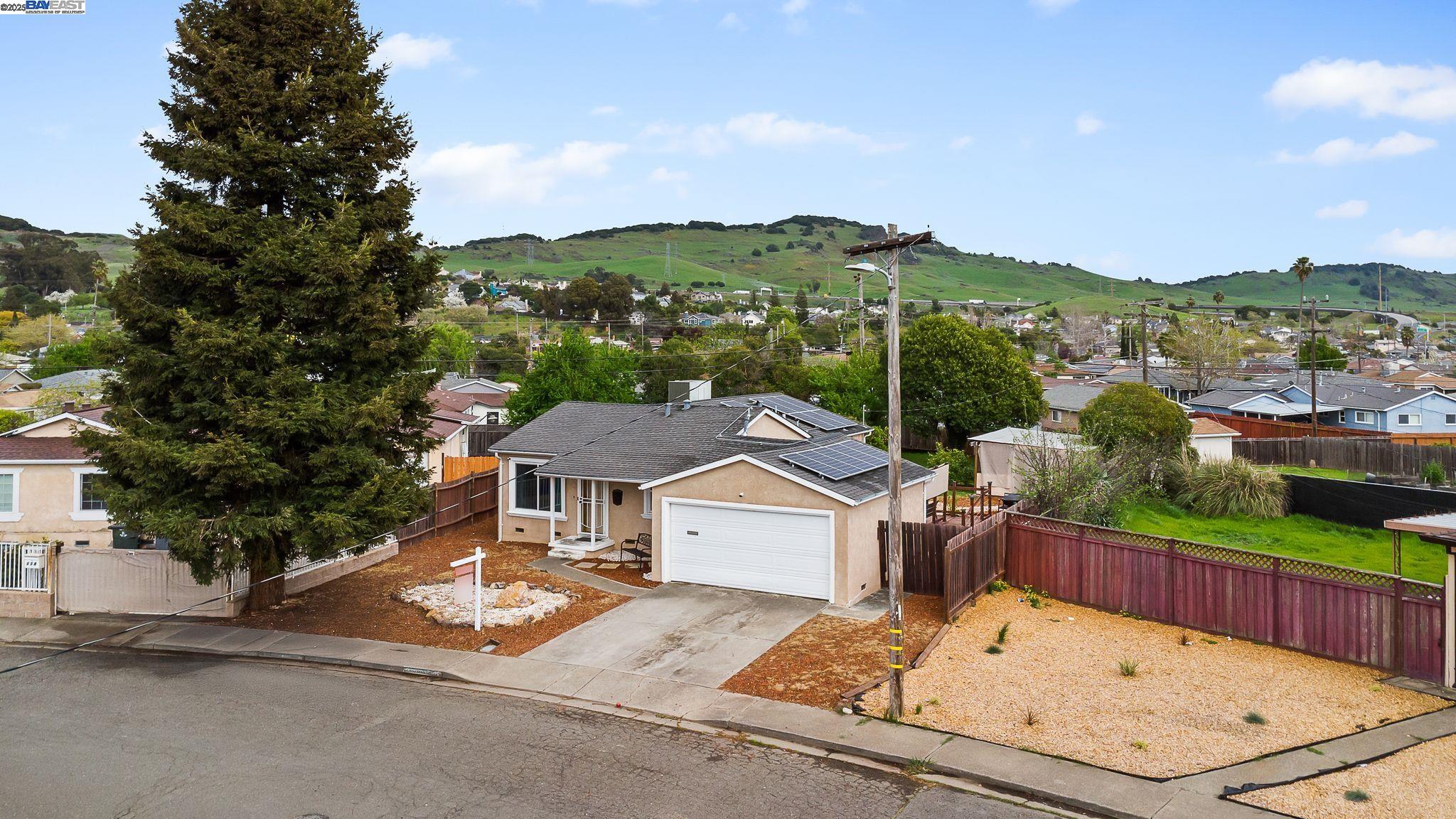 Detail Gallery Image 1 of 1 For 108 Kemper St, Vallejo,  CA 94589 - 3 Beds | 2 Baths