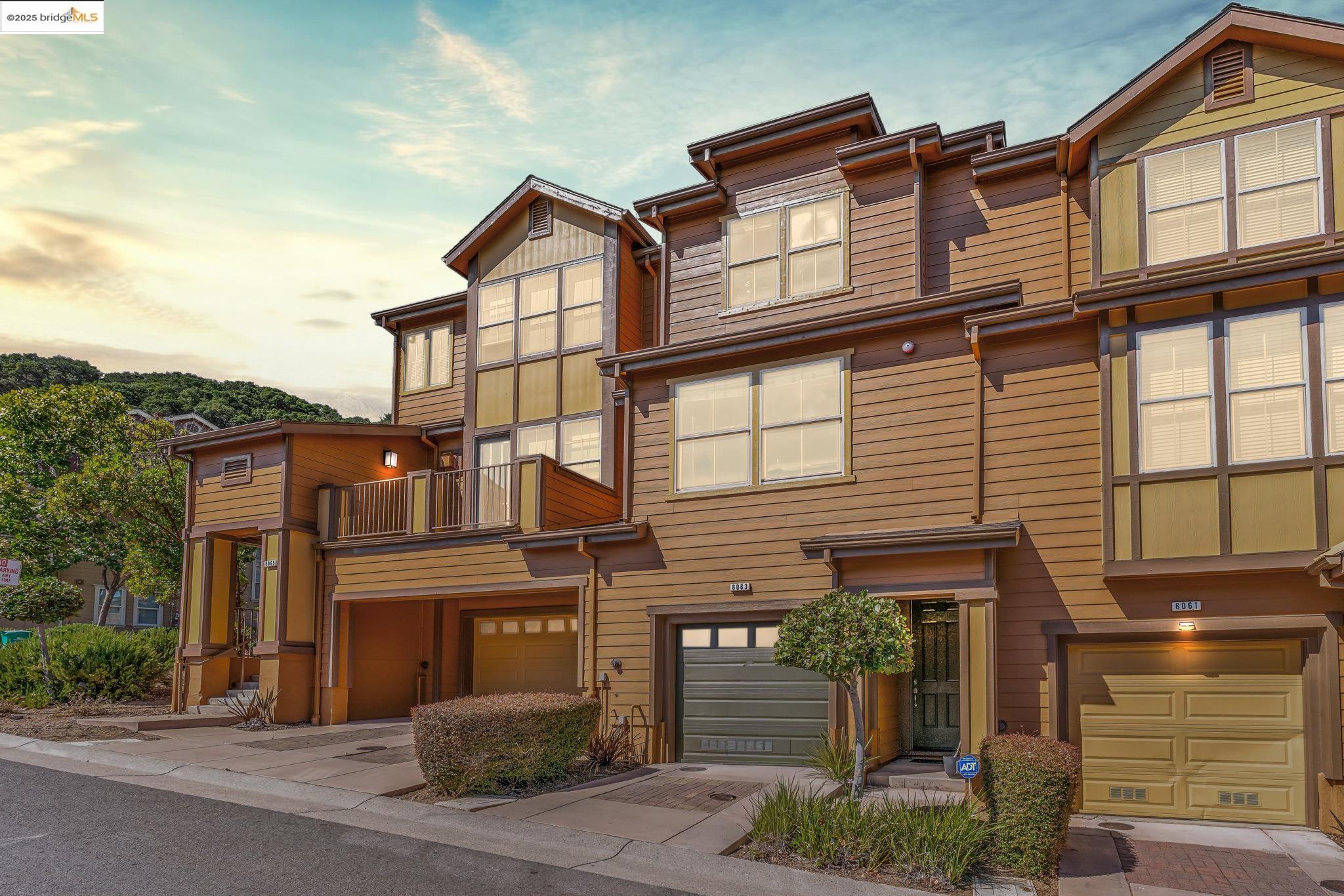 MLS: 41091425 Condo For Sale