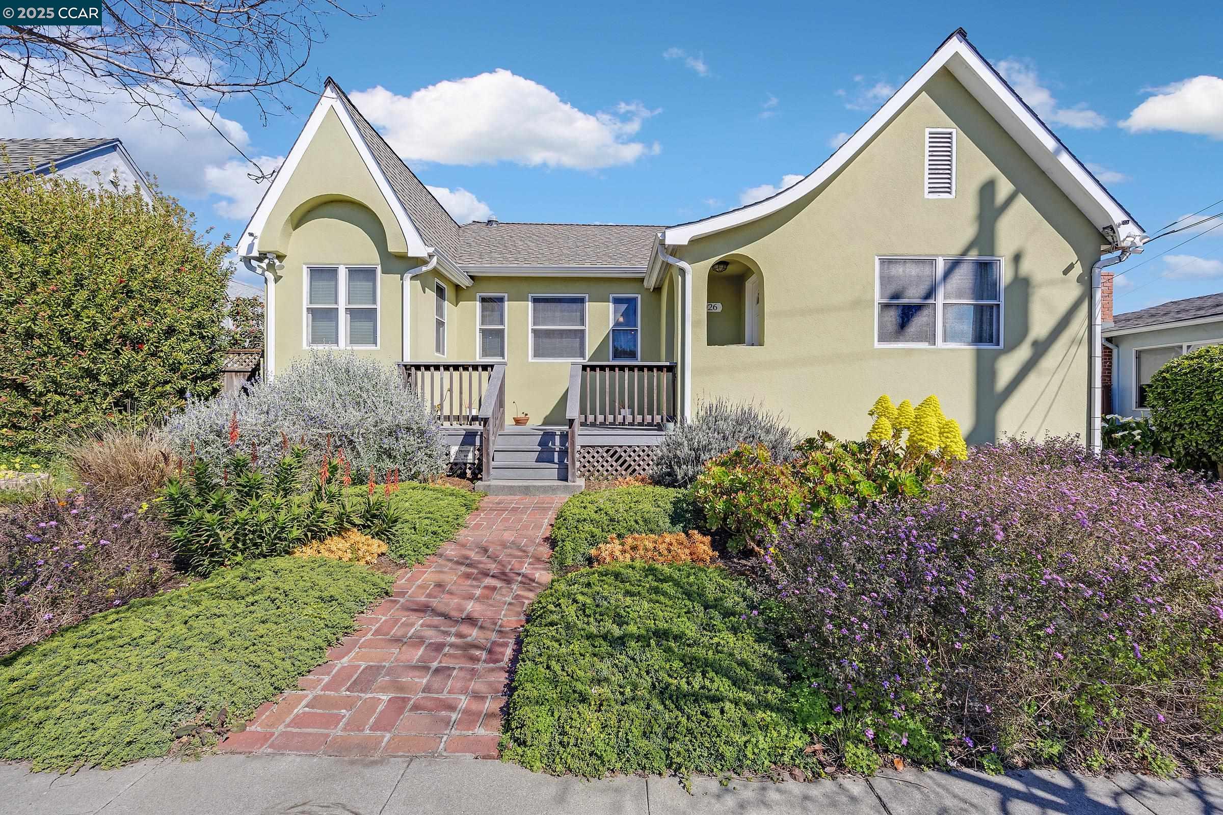 Detail Gallery Image 1 of 1 For 926 35th St, Richmond,  CA 94805 - 3 Beds | 2 Baths