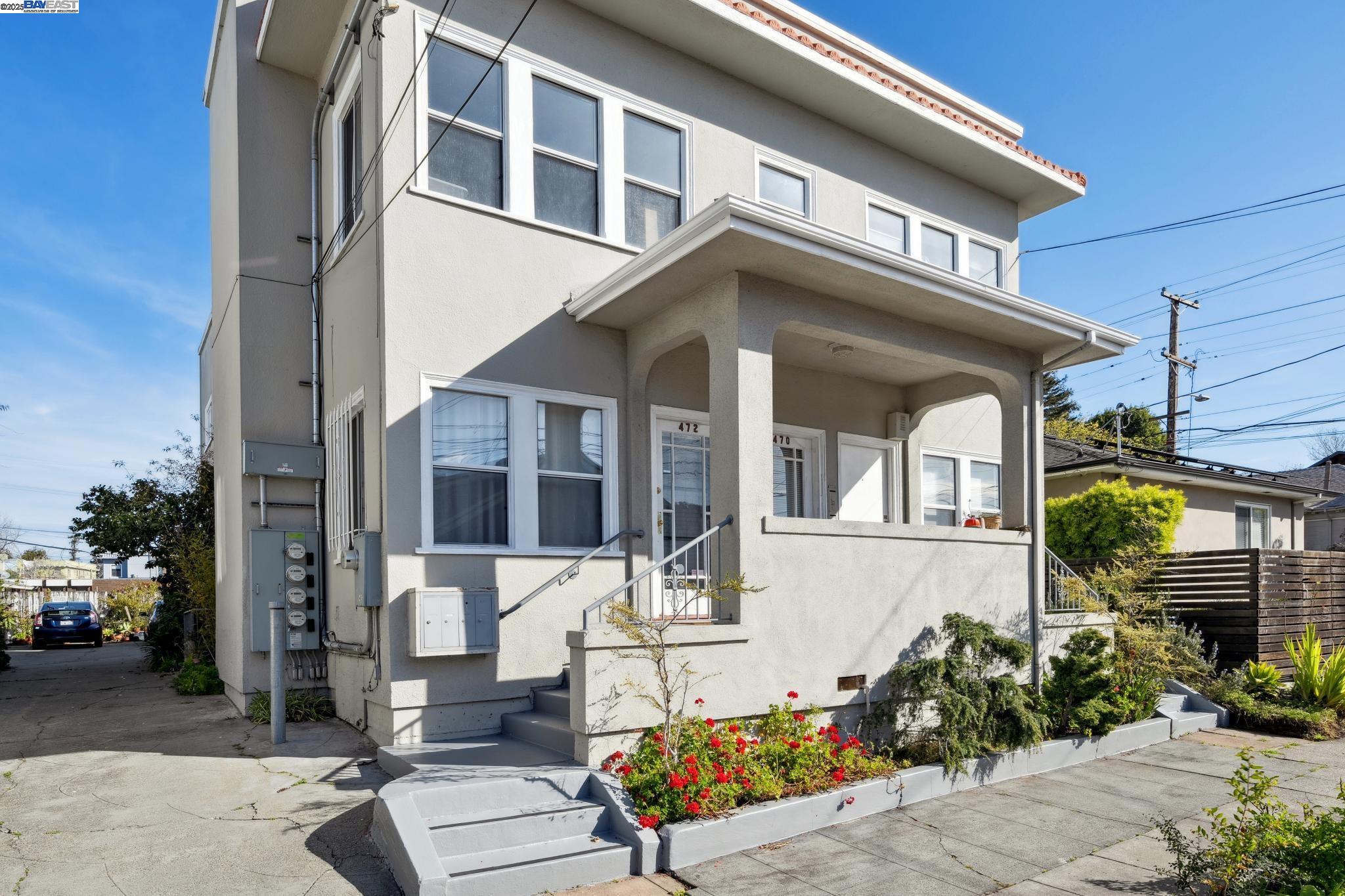 Detail Gallery Image 2 of 18 For 470 62nd Street, Oakland,  CA 94609 - – Beds | – Baths