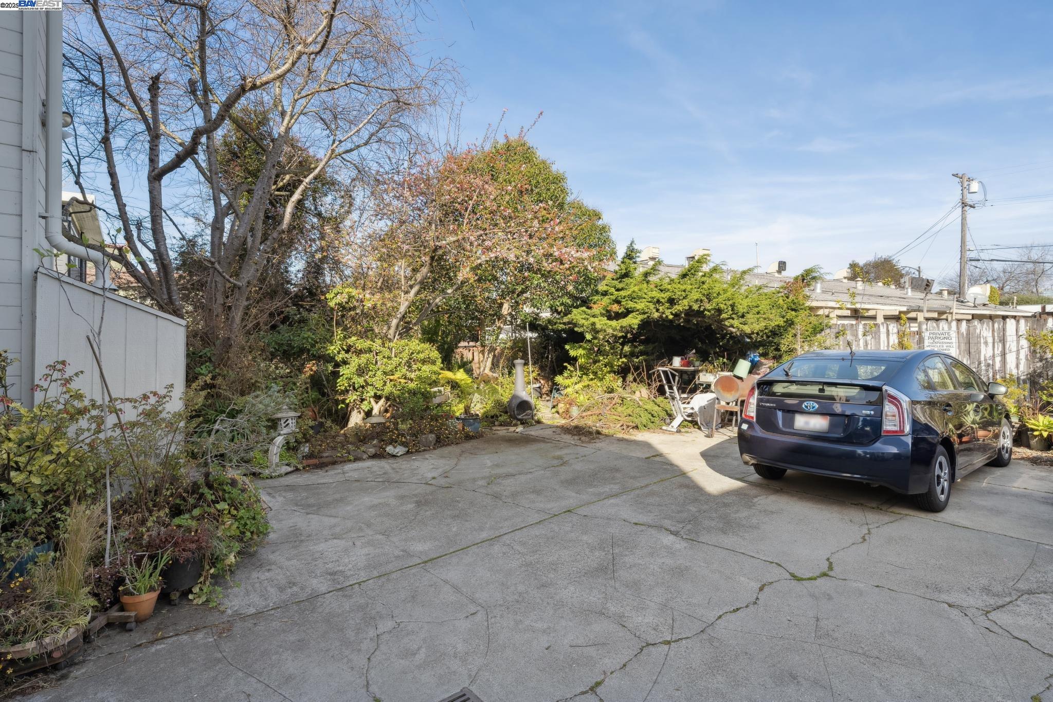 Detail Gallery Image 14 of 18 For 470 62nd Street, Oakland,  CA 94609 - – Beds | – Baths