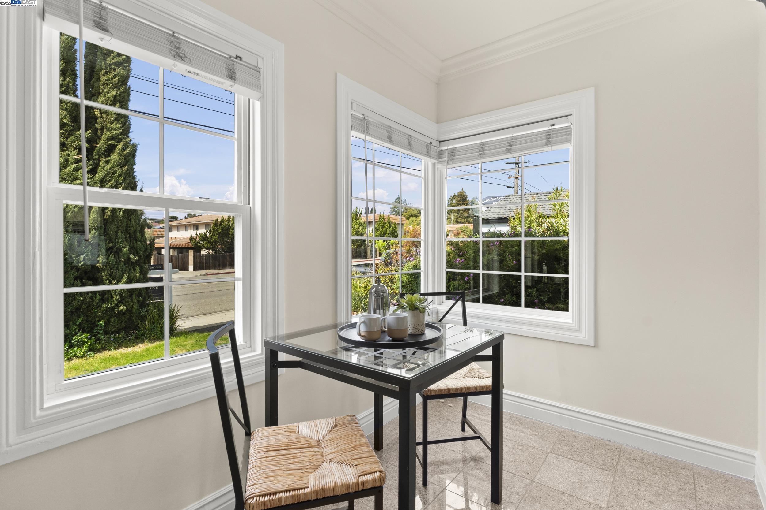 property-img