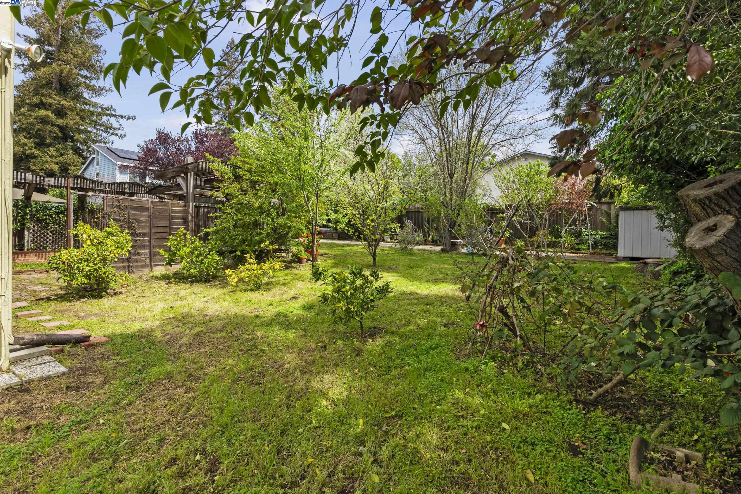 property-img