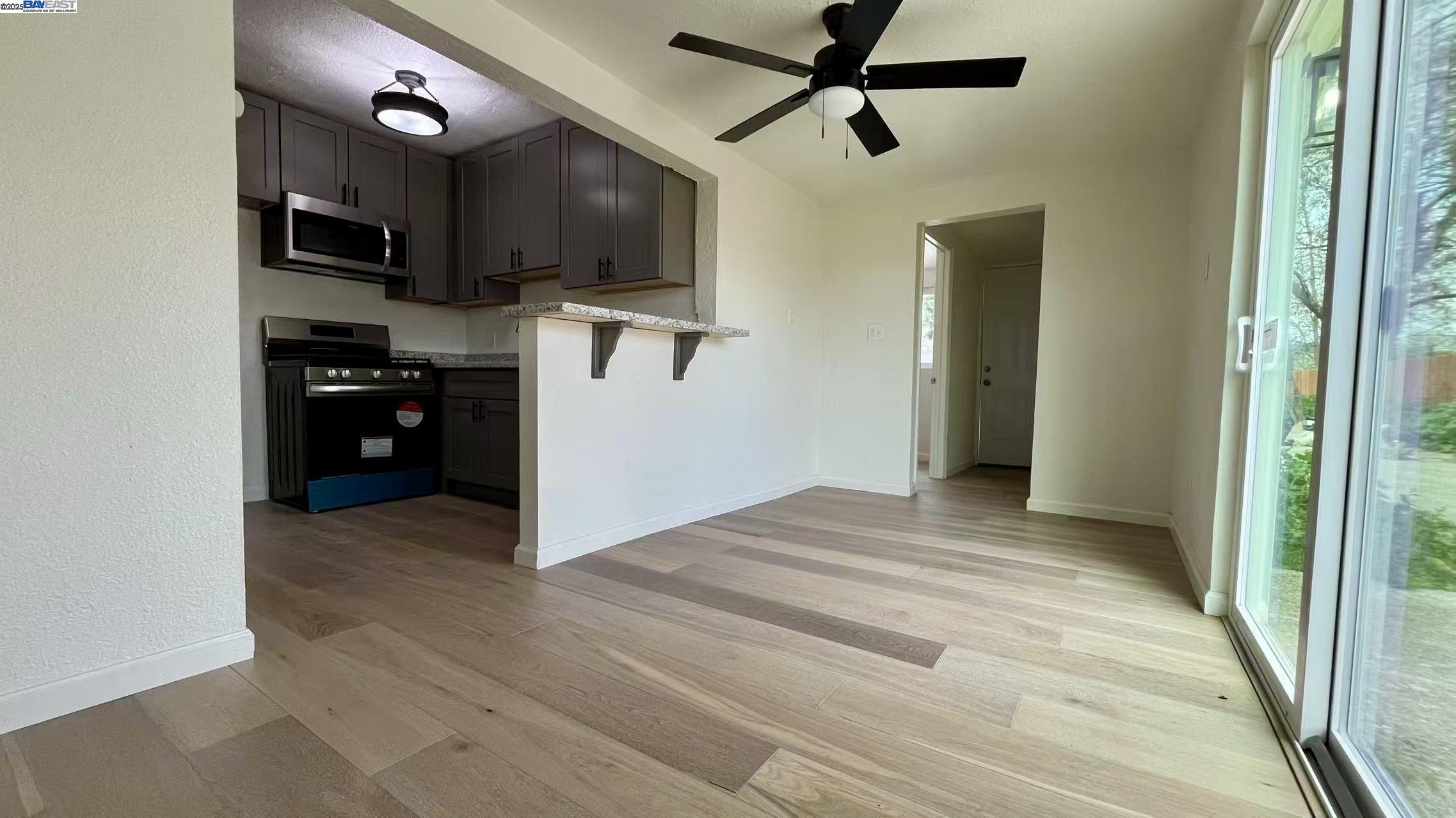 Detail Gallery Image 11 of 24 For 2441 John St, Stockton,  CA 95205 - 1 Beds | 1 Baths