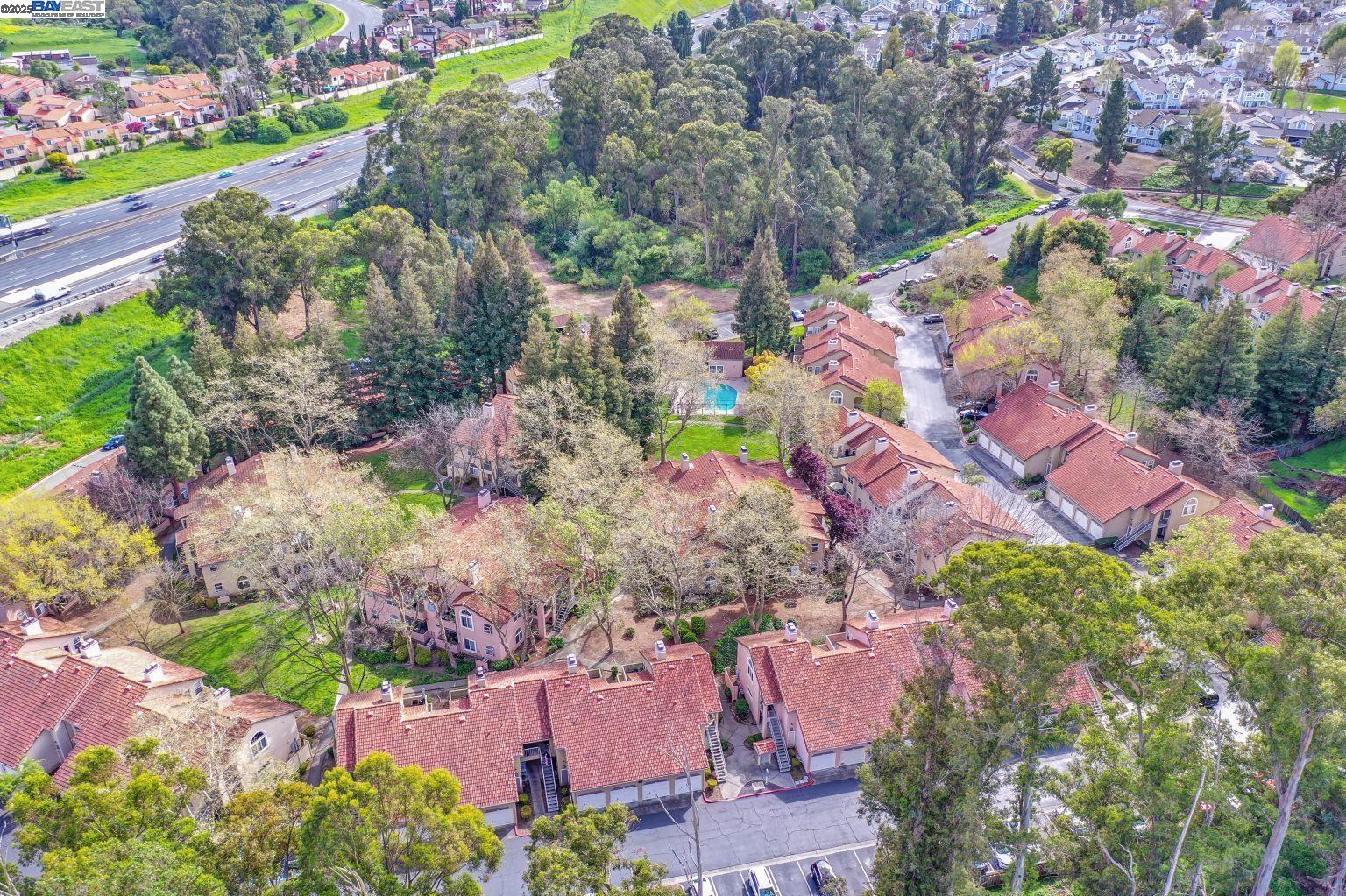 Detail Gallery Image 36 of 37 For 1407 Forest Run, Hercules,  CA 94547 - 2 Beds | 1 Baths