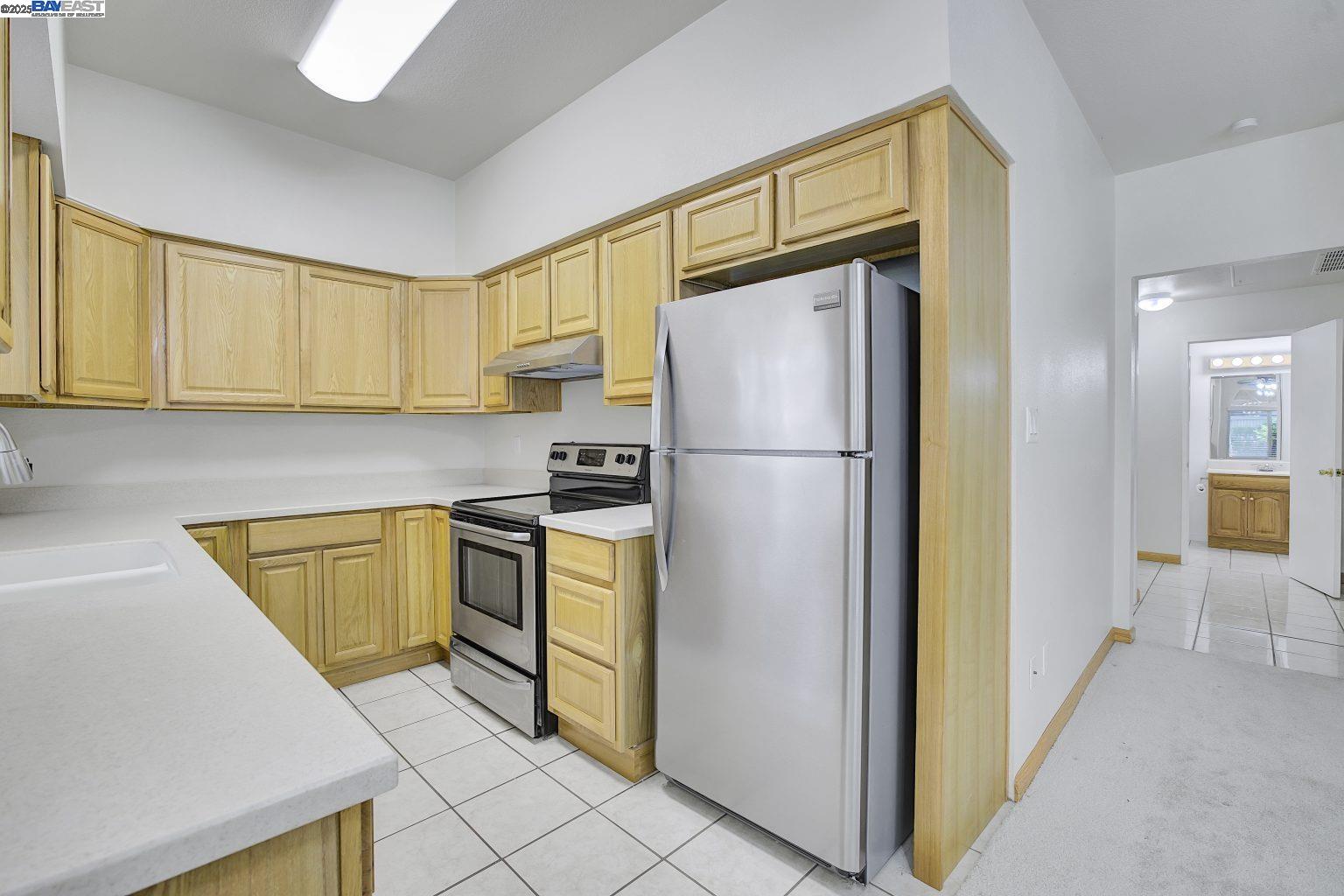 Detail Gallery Image 10 of 37 For 1407 Forest Run, Hercules,  CA 94547 - 2 Beds | 1 Baths