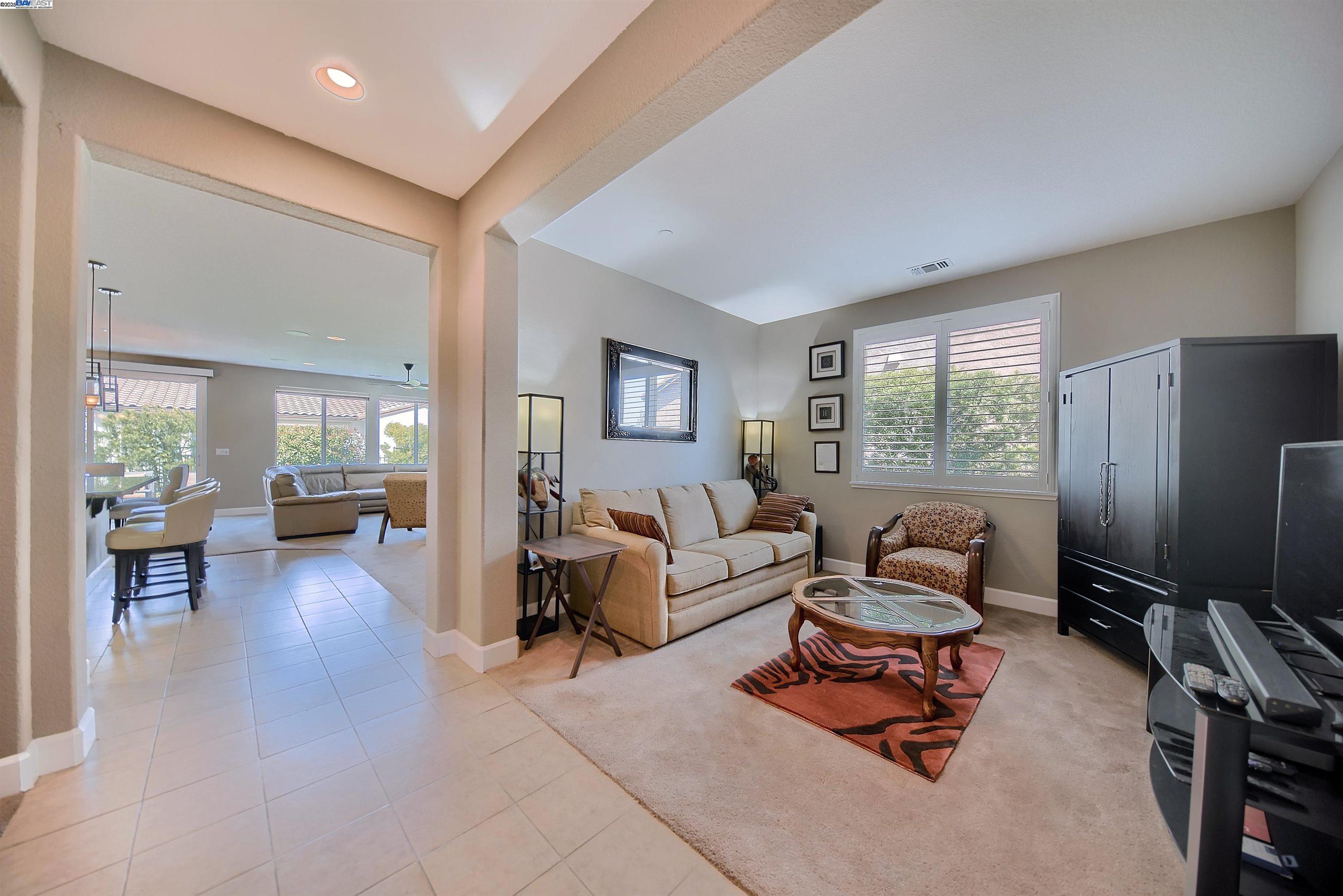 Detail Gallery Image 13 of 57 For 177 Heatherwood Ln, Rio Vista,  CA 94571 - 2 Beds | 2 Baths