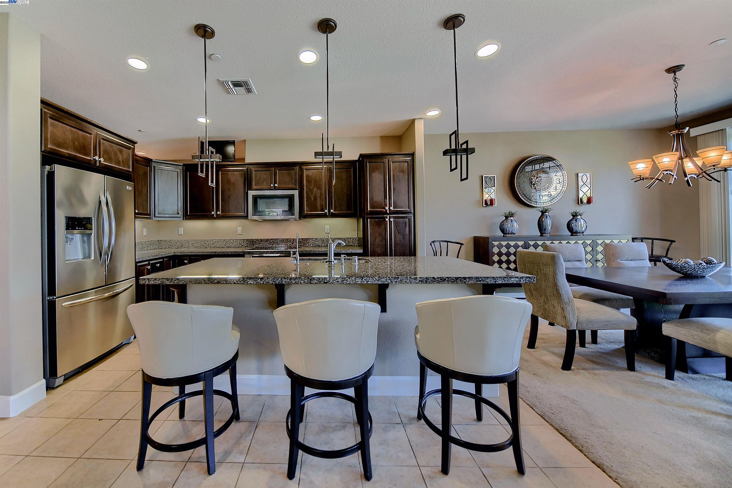 Detail Gallery Image 14 of 57 For 177 Heatherwood Ln, Rio Vista,  CA 94571 - 2 Beds | 2 Baths