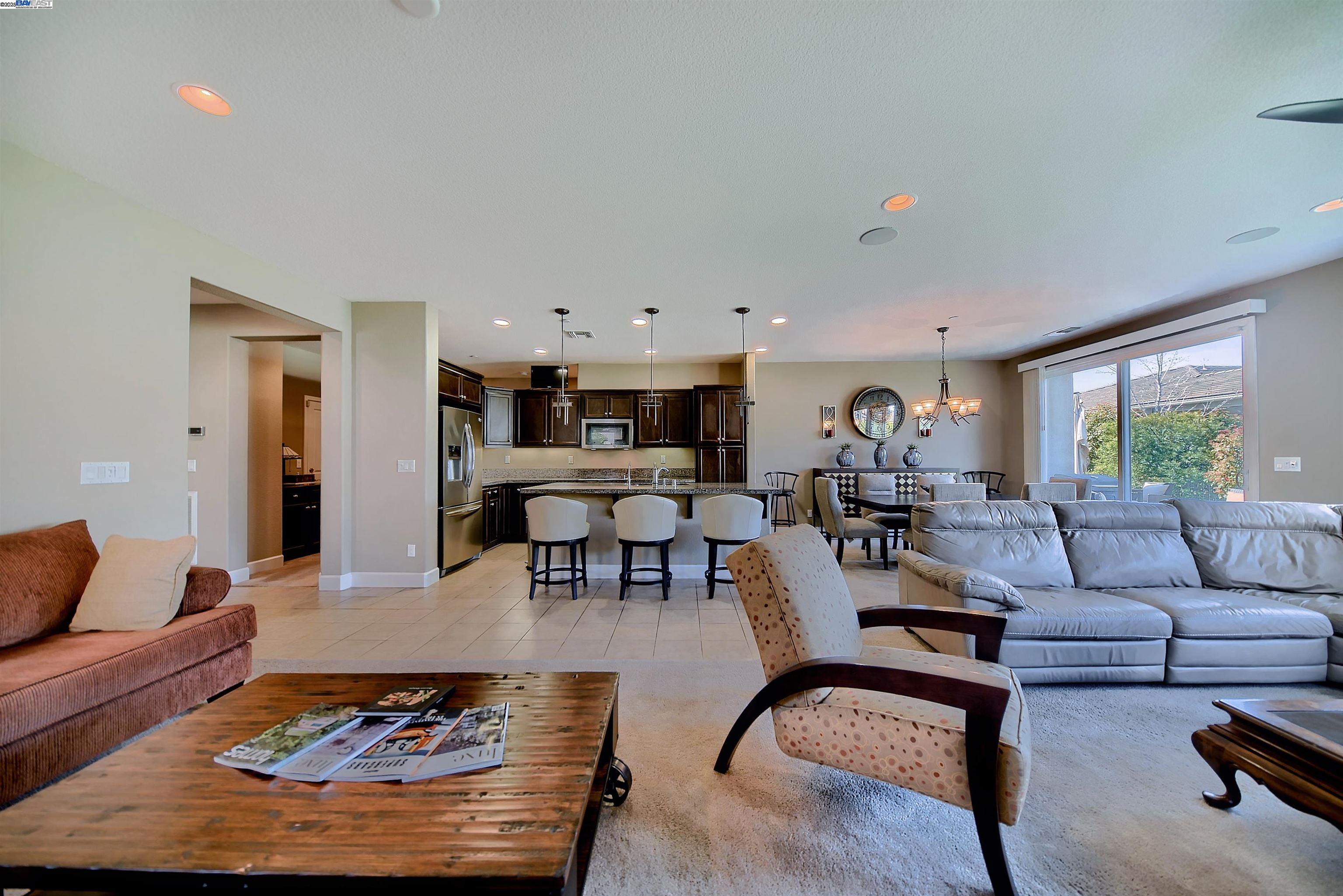 Detail Gallery Image 16 of 57 For 177 Heatherwood Ln, Rio Vista,  CA 94571 - 2 Beds | 2 Baths
