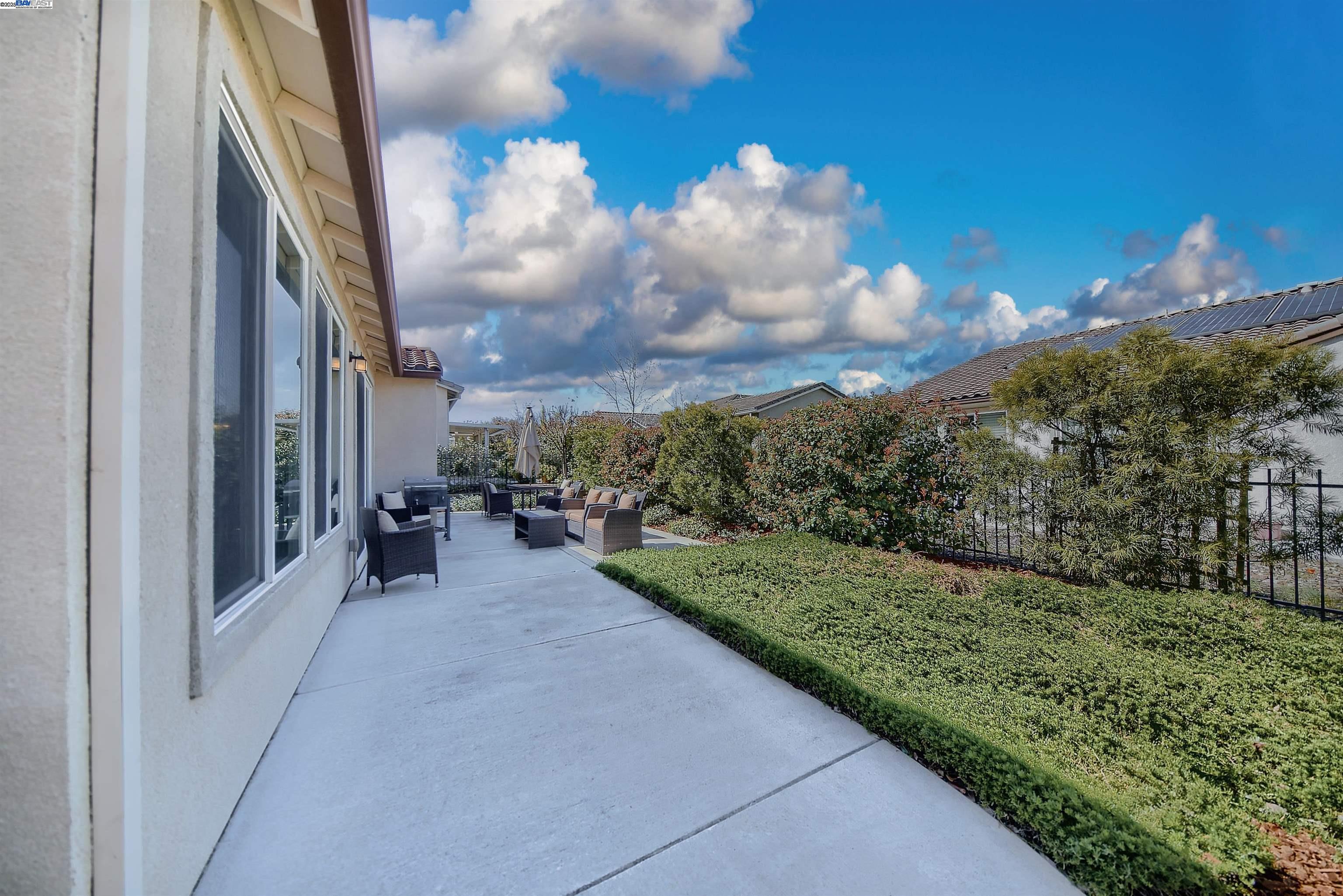 Detail Gallery Image 35 of 57 For 177 Heatherwood Ln, Rio Vista,  CA 94571 - 2 Beds | 2 Baths