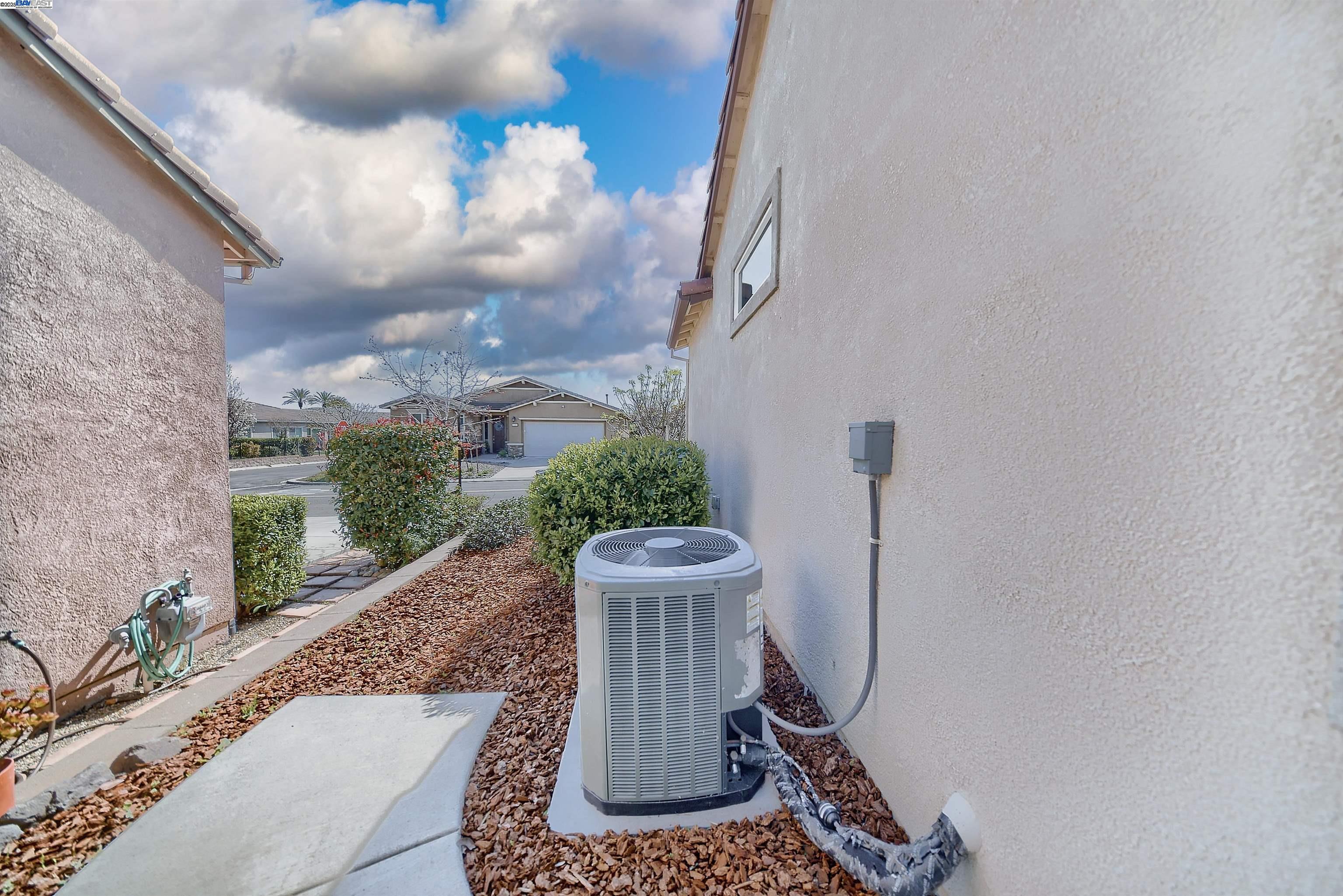 Detail Gallery Image 36 of 57 For 177 Heatherwood Ln, Rio Vista,  CA 94571 - 2 Beds | 2 Baths