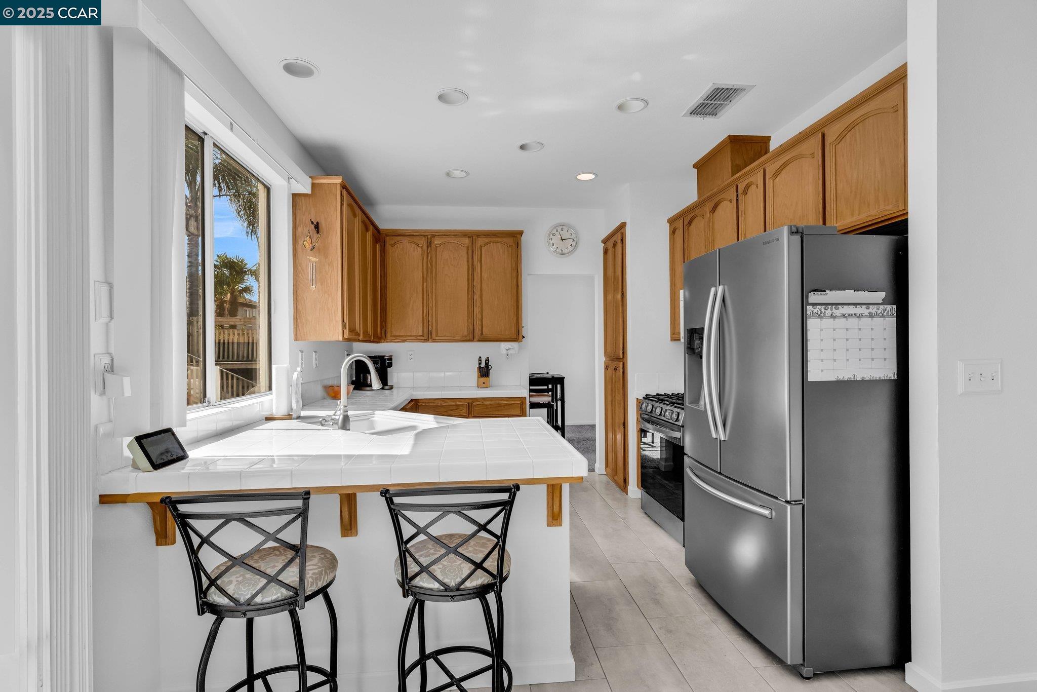 Detail Gallery Image 11 of 50 For 894 Stonewood Dr, Brentwood,  CA 94513 - 4 Beds | 2/1 Baths