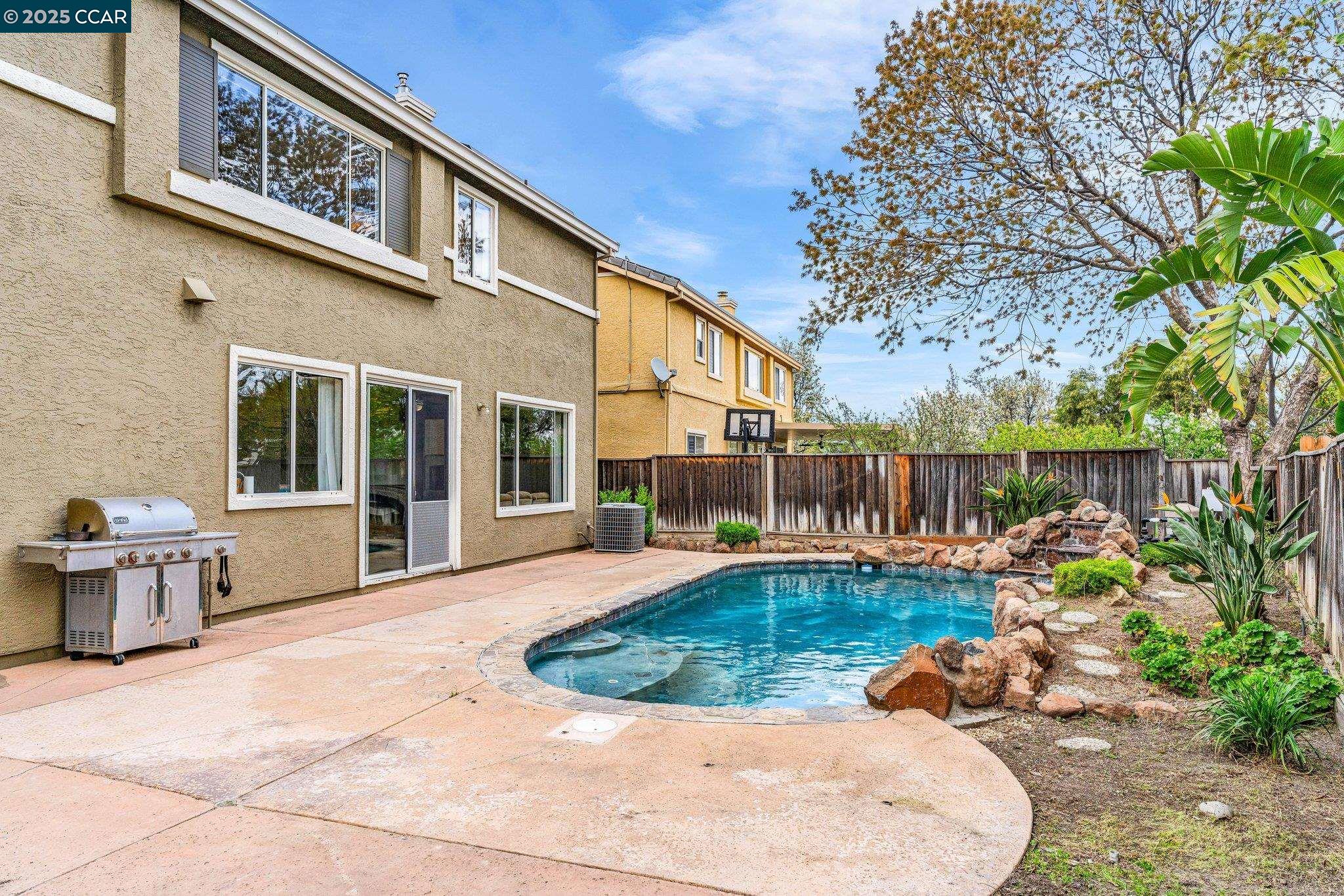 Detail Gallery Image 34 of 50 For 894 Stonewood Dr, Brentwood,  CA 94513 - 4 Beds | 2/1 Baths